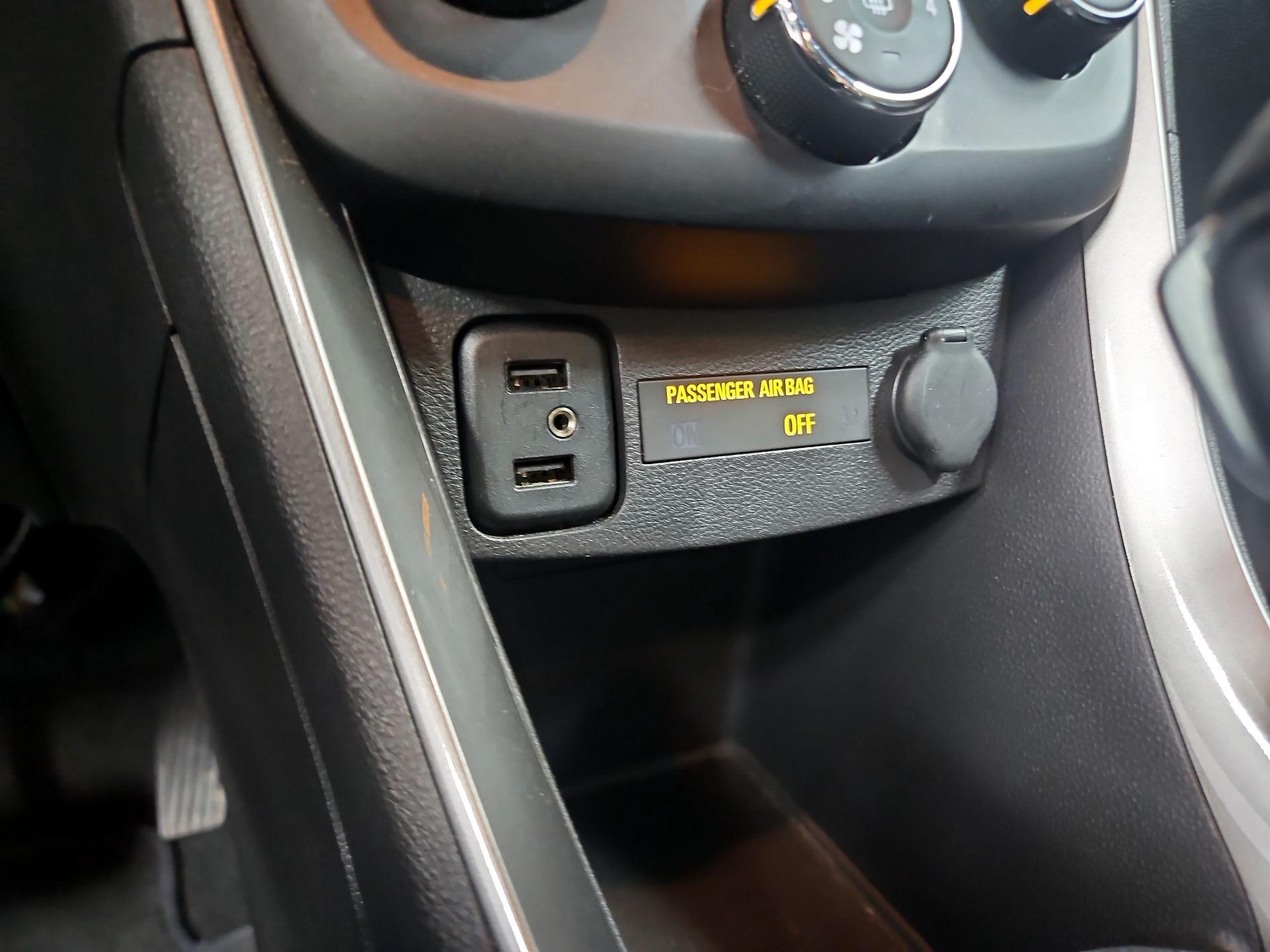 Thumbnail: 2020 Chevrolet Trax - 18
