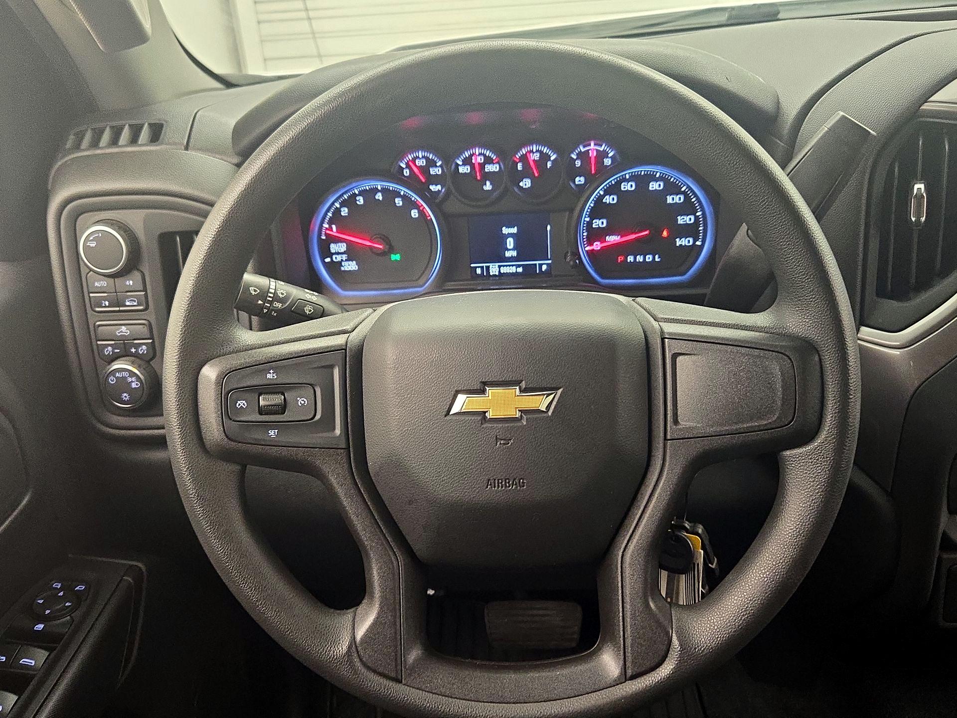 Thumbnail: 2020 Chevrolet Silverado 1500 - 10