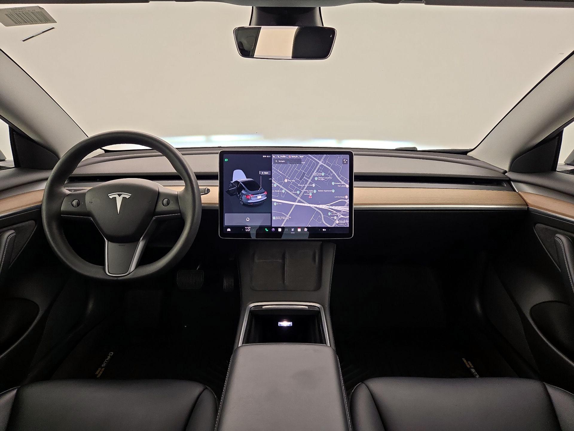 Thumbnail: 2021 Tesla Model 3 - 9