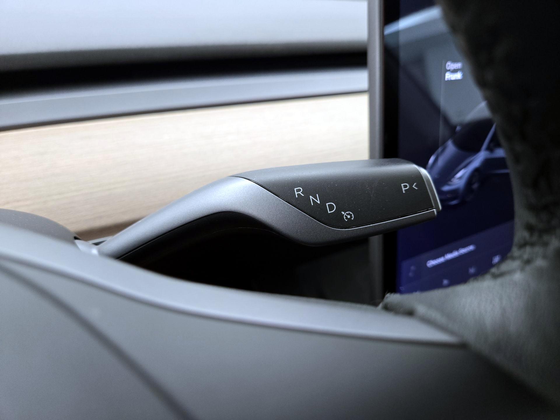 Thumbnail: 2021 Tesla Model 3 - 17