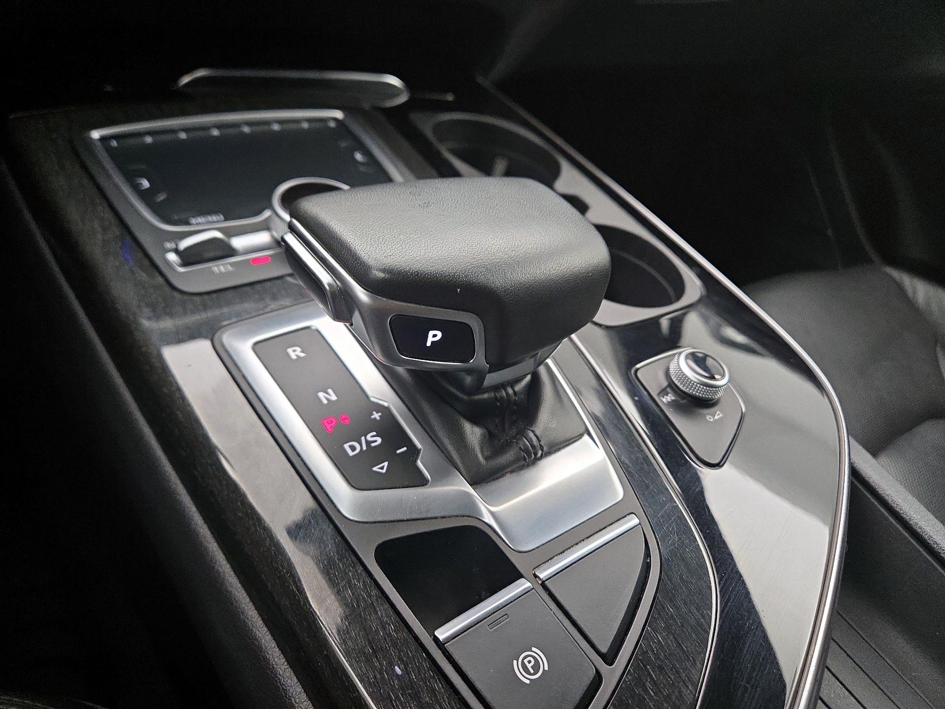 Thumbnail: 2019 Audi Q7 - 18