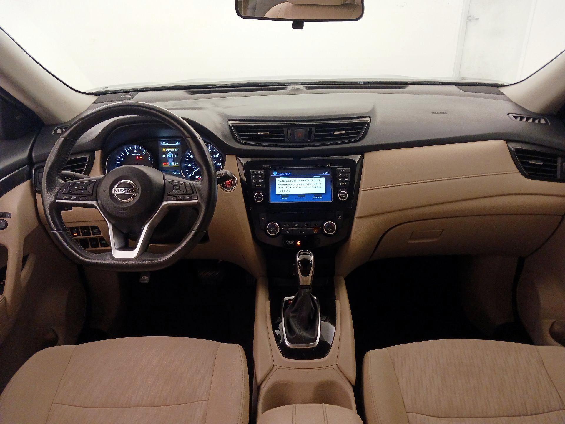Thumbnail: 2017 Nissan Rogue - 9