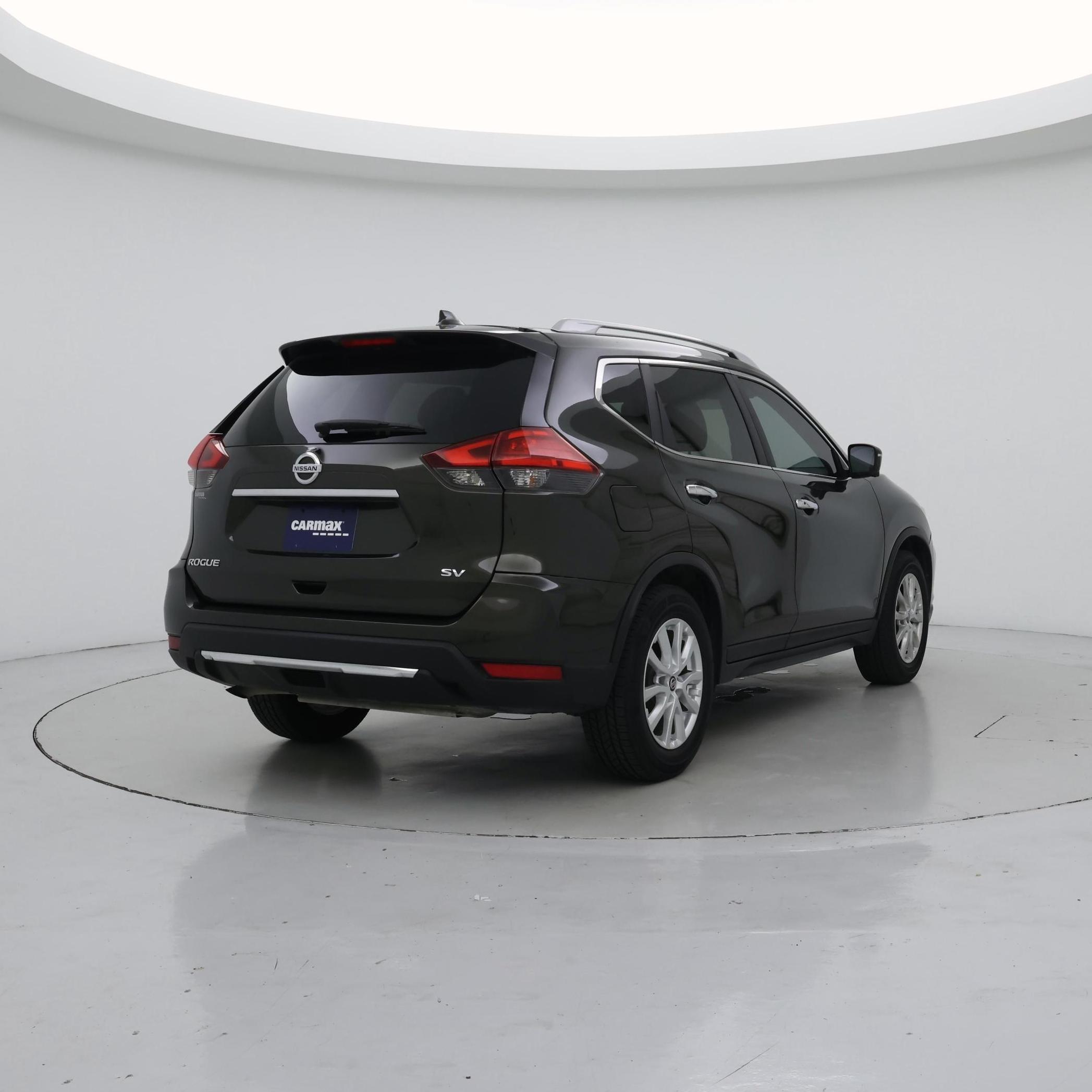 Thumbnail: 2017 Nissan Rogue - 8