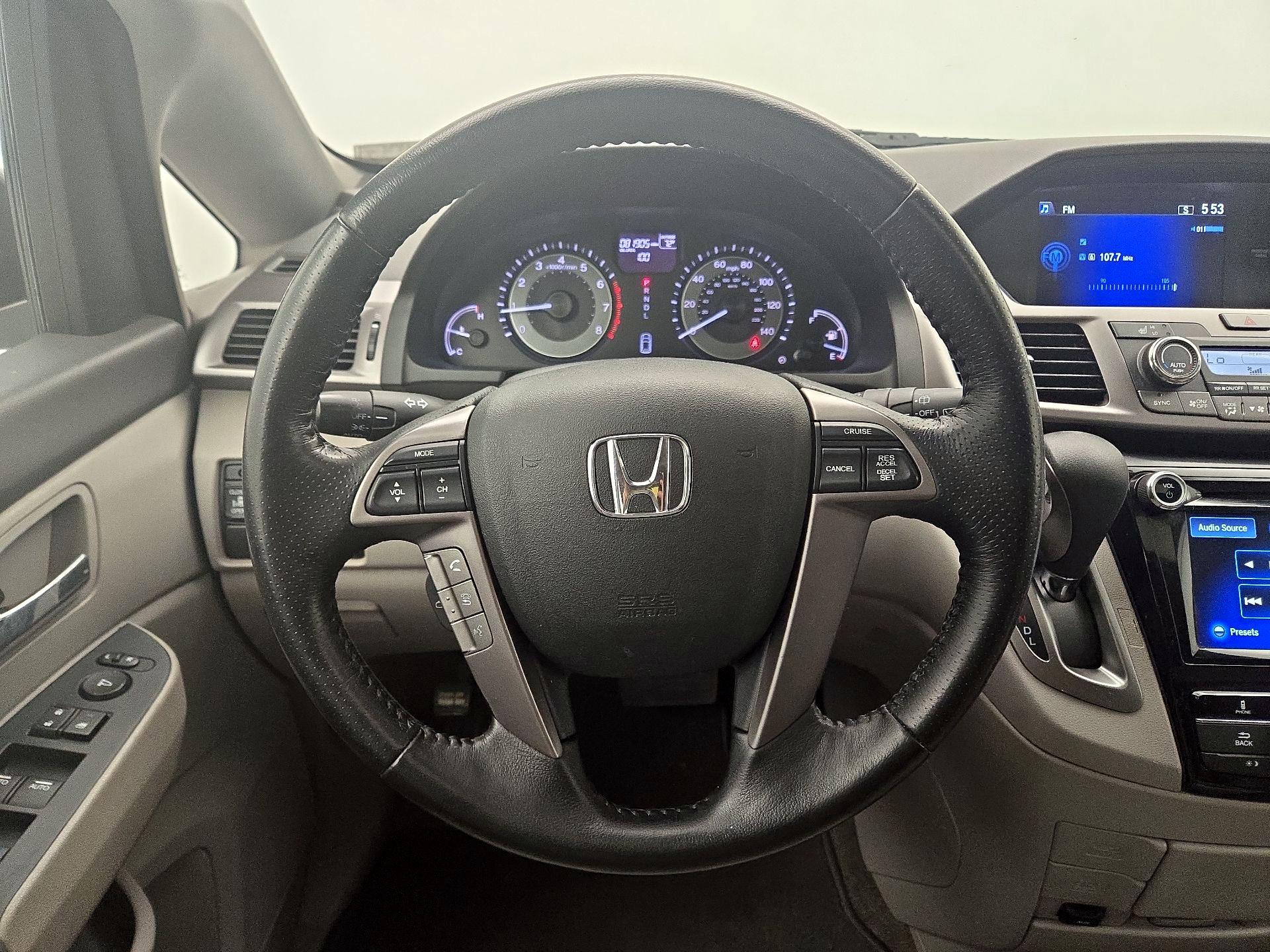 Thumbnail: 2015 Honda Odyssey - 10