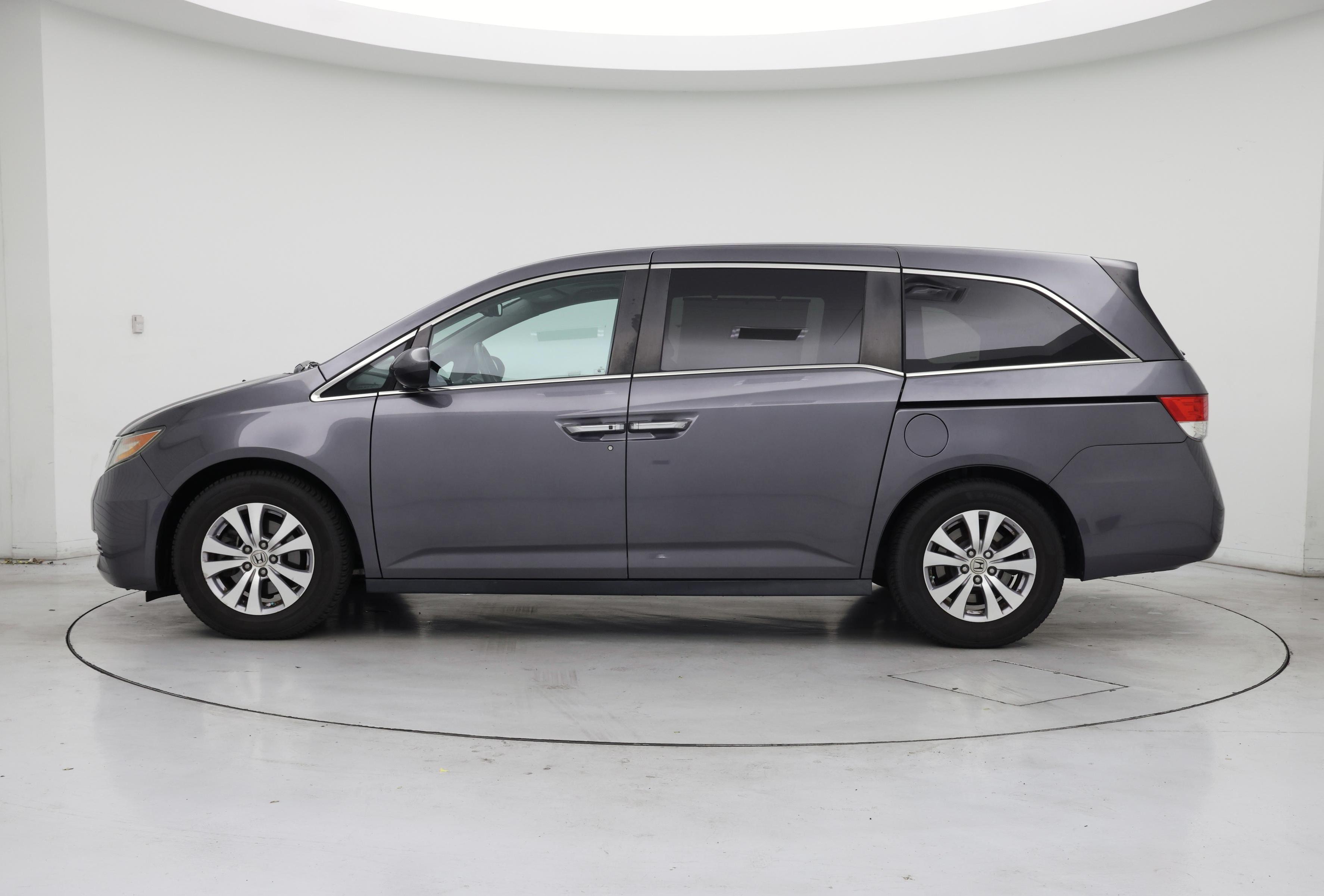 Thumbnail: 2015 Honda Odyssey - 3