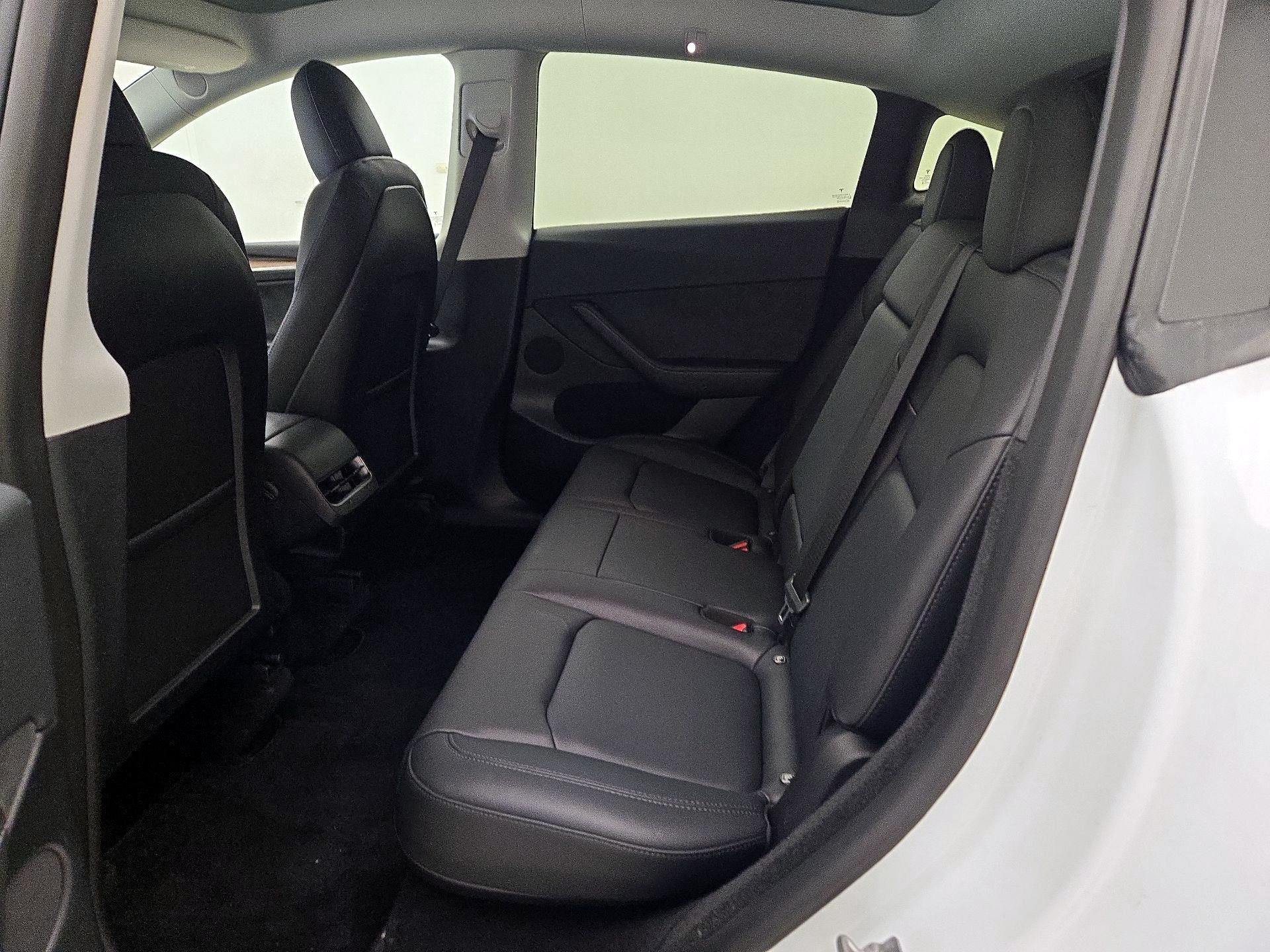 Thumbnail: 2023 Tesla Model Y - 18
