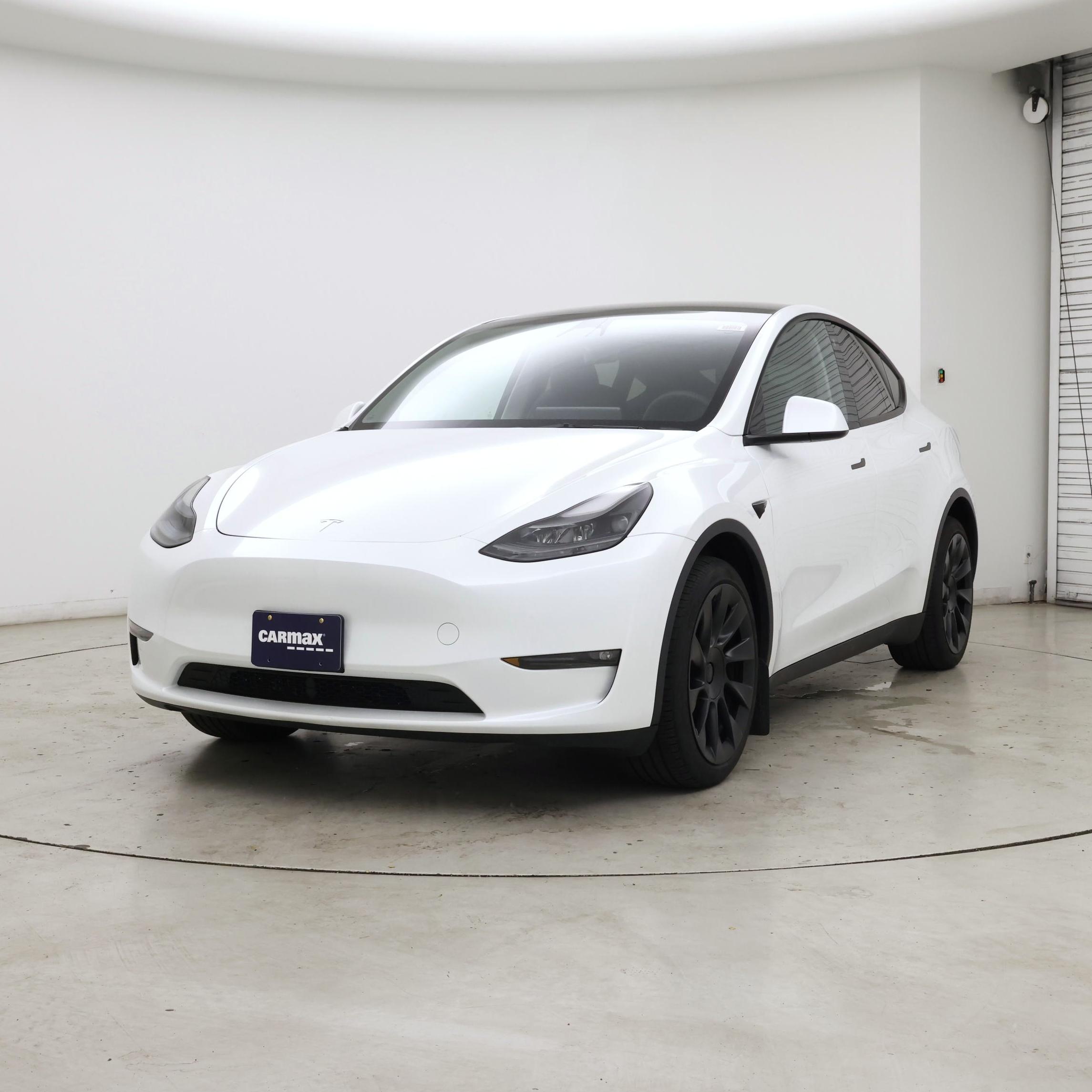 Thumbnail: 2023 Tesla Model Y - 4