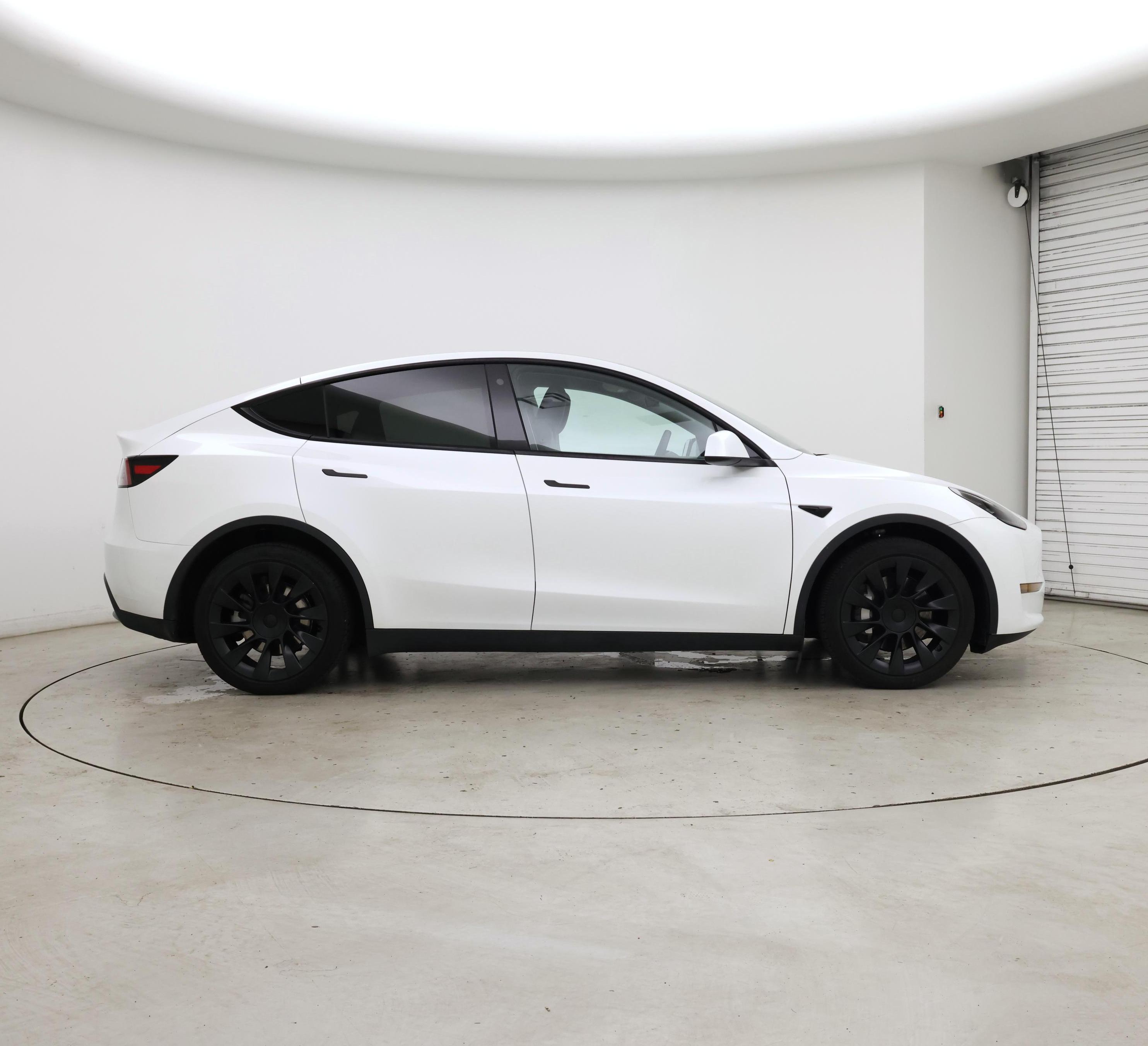 Thumbnail: 2023 Tesla Model Y - 7