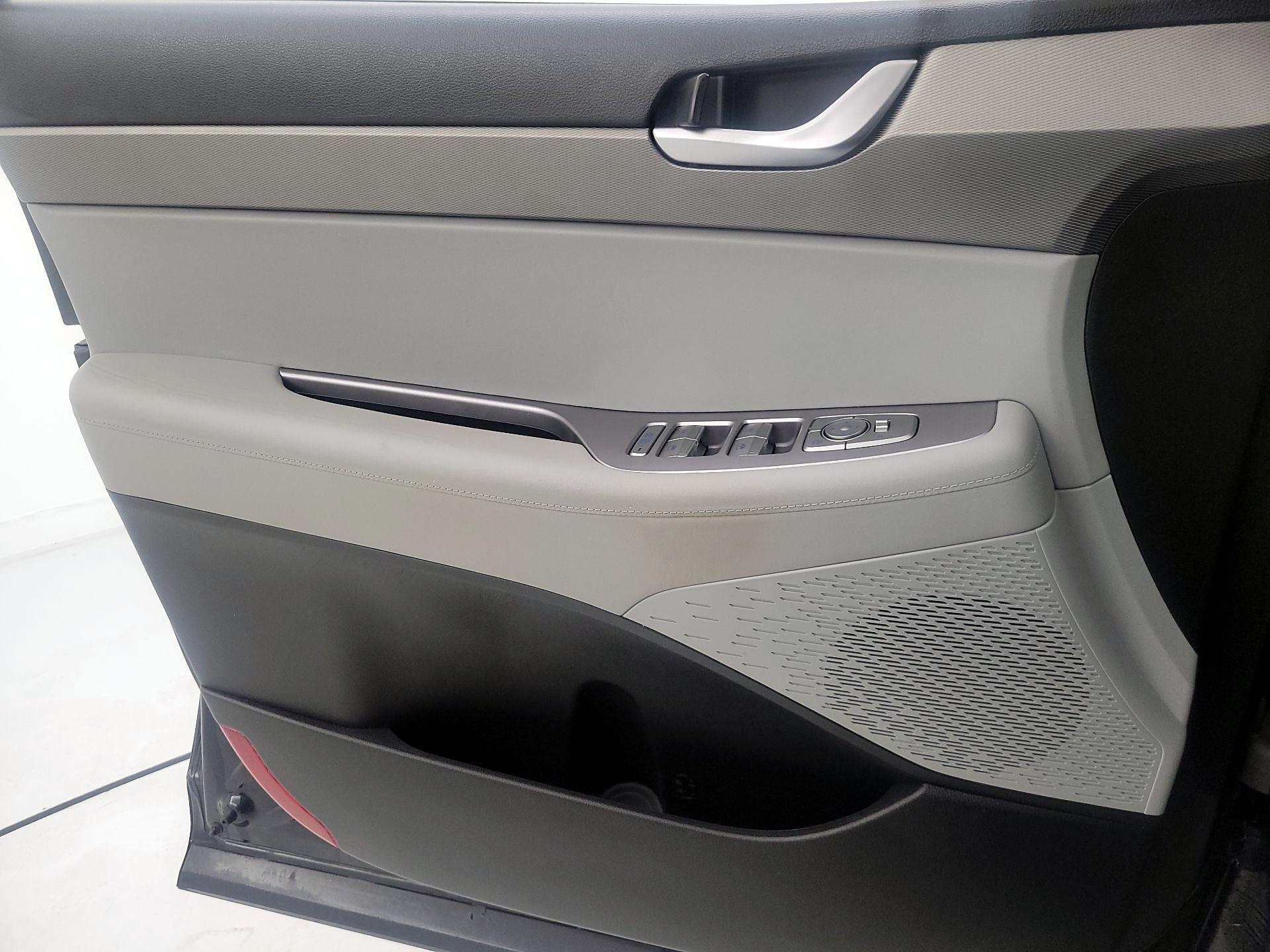 Thumbnail: 2021 Hyundai Palisade - 12