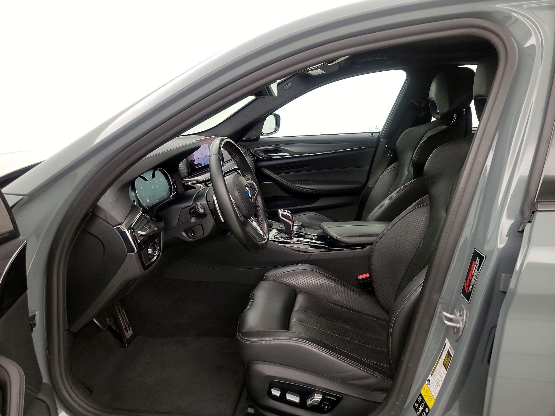 Thumbnail: 2019 BMW M5 - 11