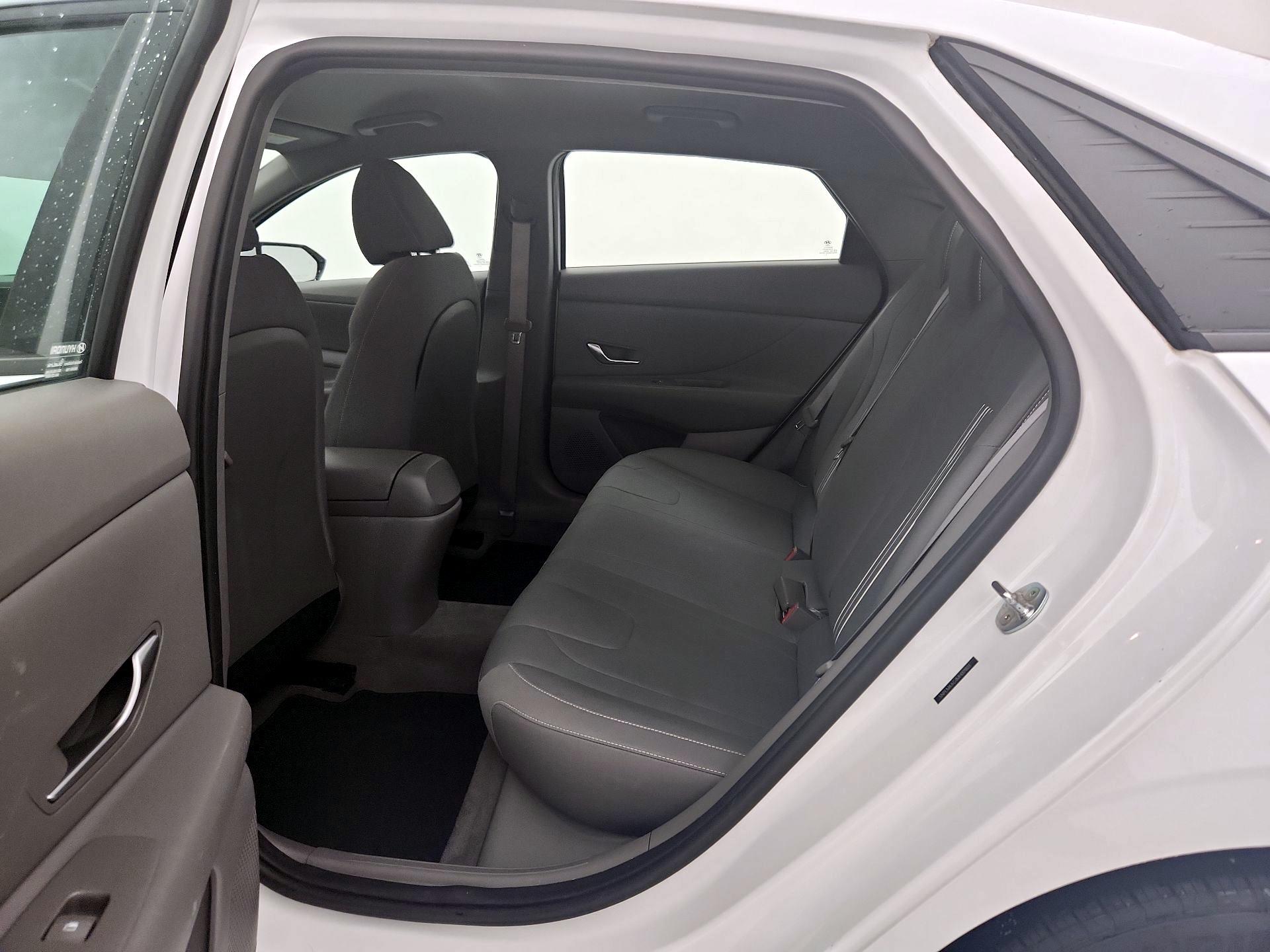Thumbnail: 2021 Hyundai Elantra - 19