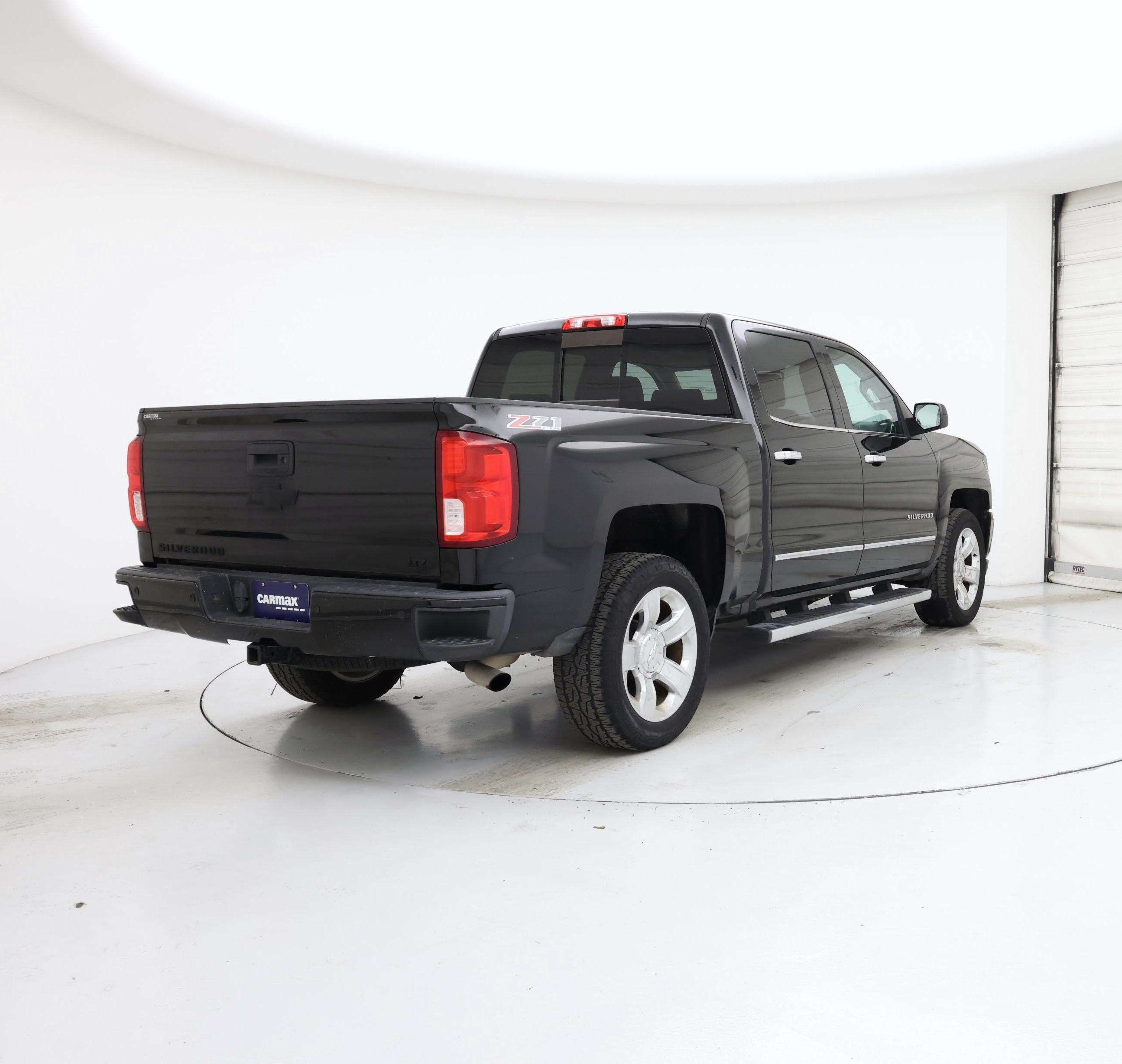 Thumbnail: 2017 Chevrolet Silverado 1500 - 8