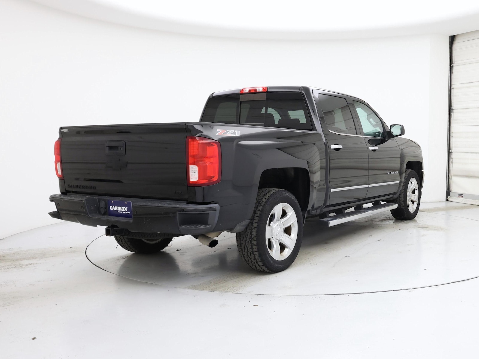 2017 Chevrolet Silverado 1500 LTZ - Photo 9