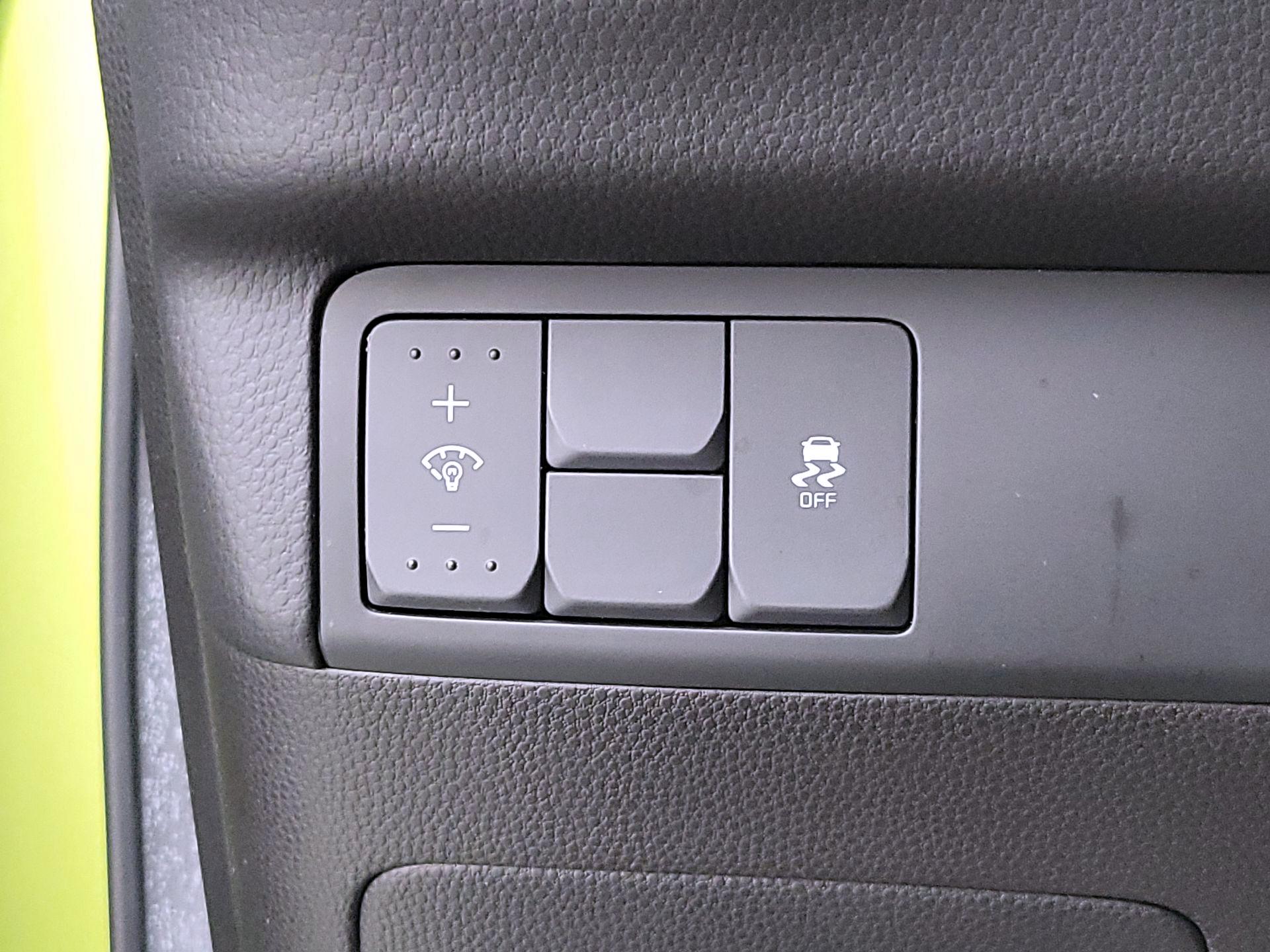 Thumbnail: 2015 Kia Soul - 13