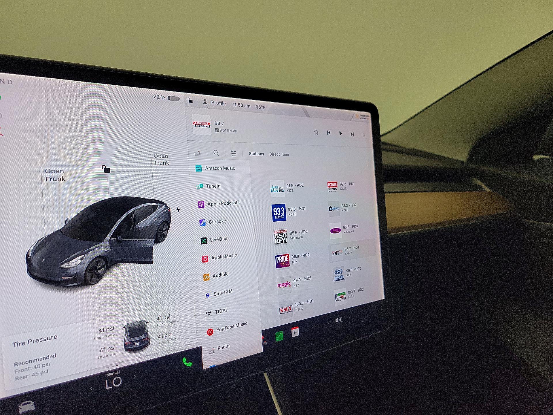 Thumbnail: 2020 Tesla Model 3 - 14