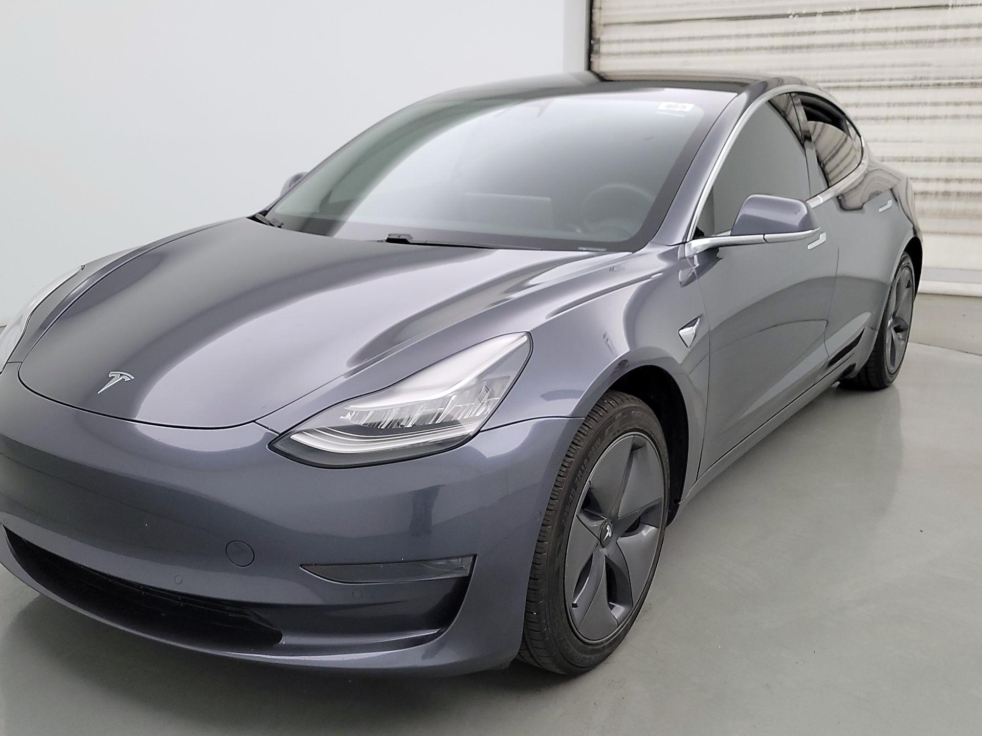 Thumbnail: 2020 Tesla Model 3 - 3