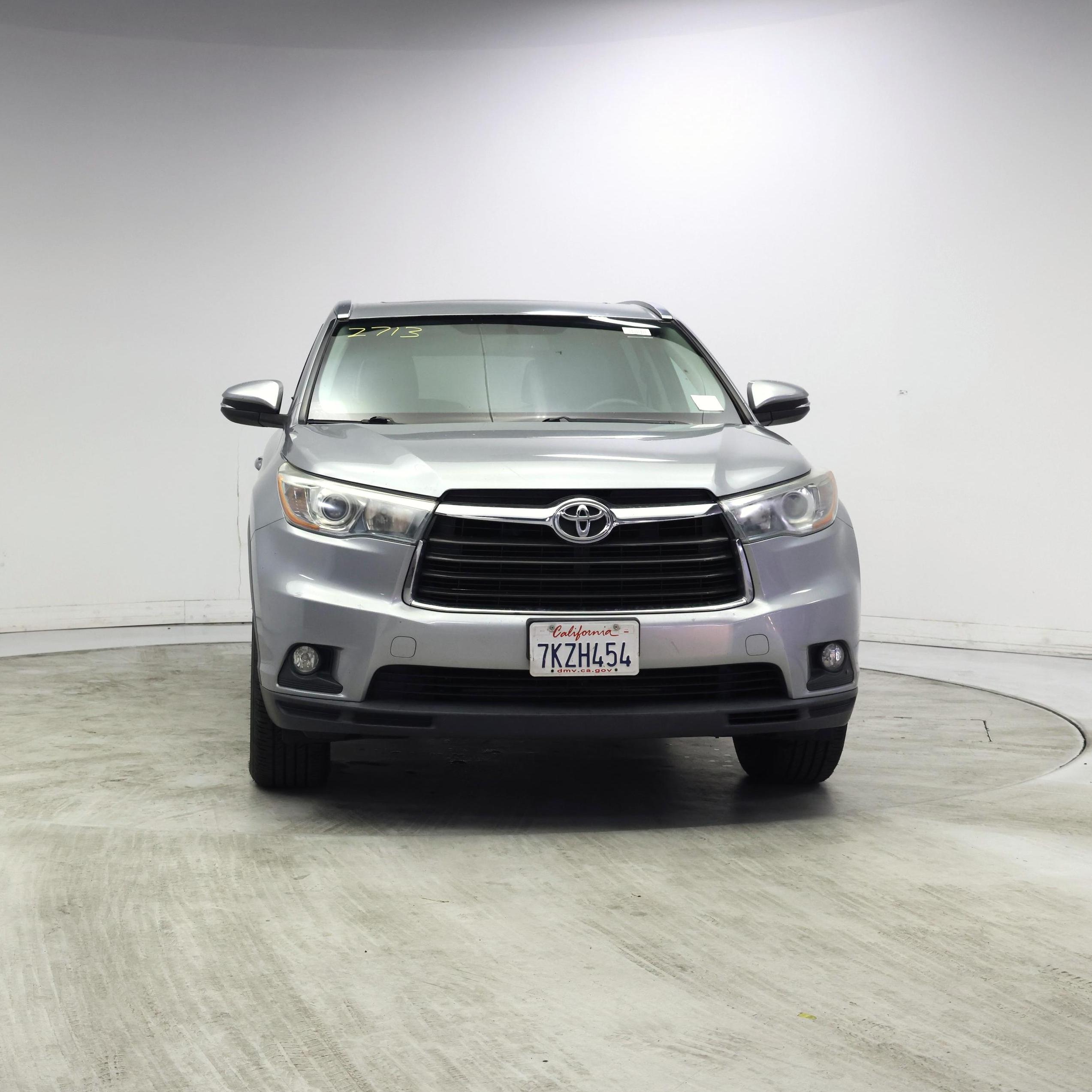 Thumbnail: 2015 Toyota Highlander - 5