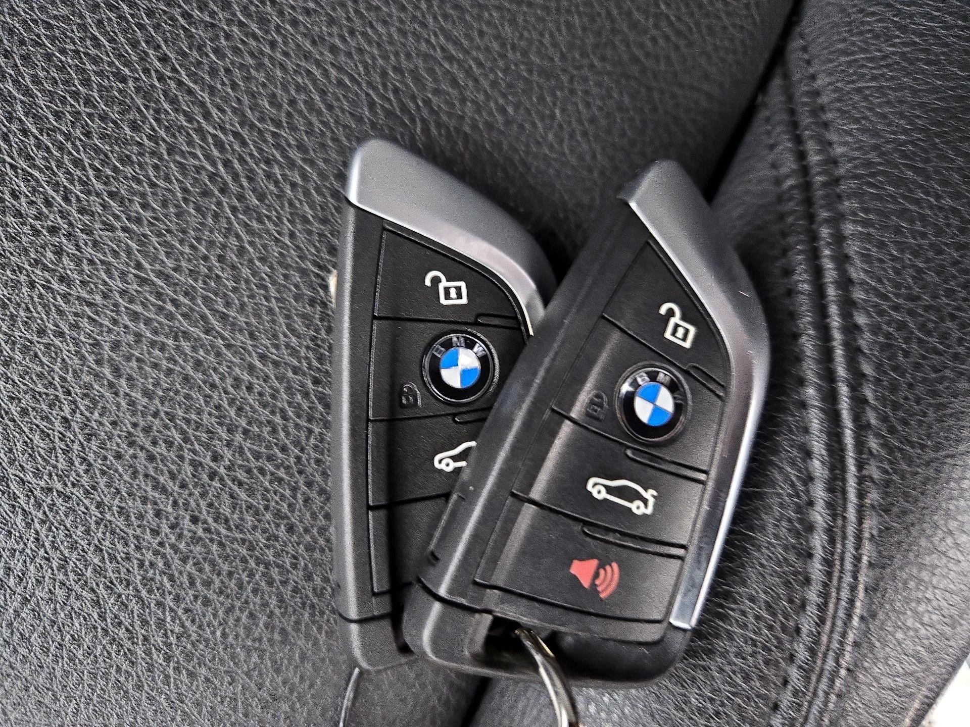 Thumbnail: 2021 BMW X1 - 18