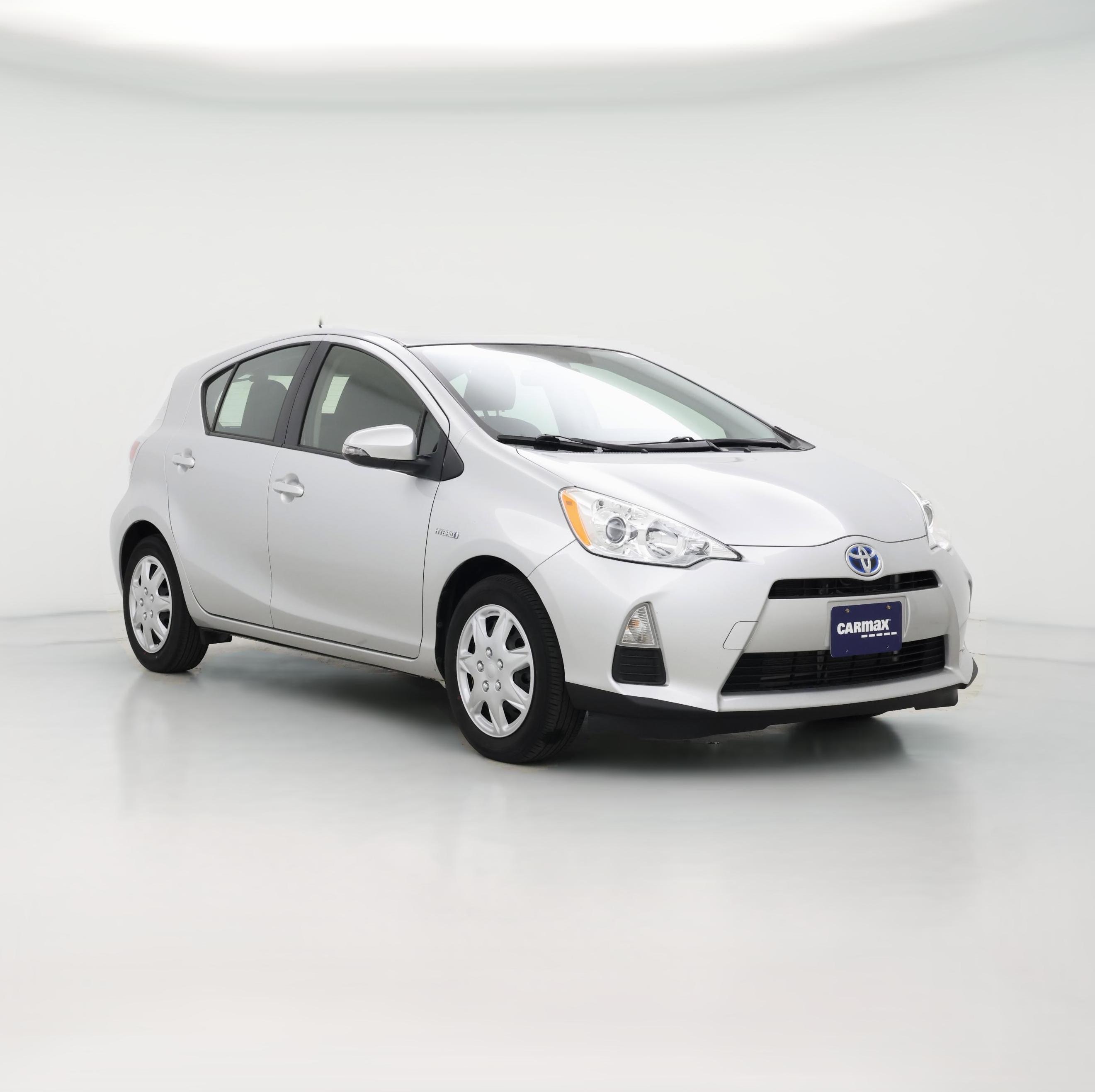 Thumbnail: 2014 Toyota Prius c - 1