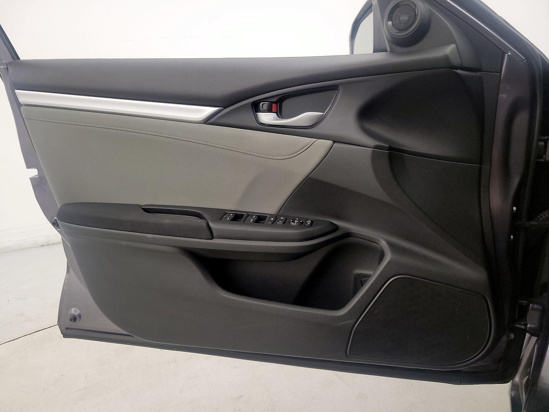 Thumbnail: 2018 Honda Civic - 12