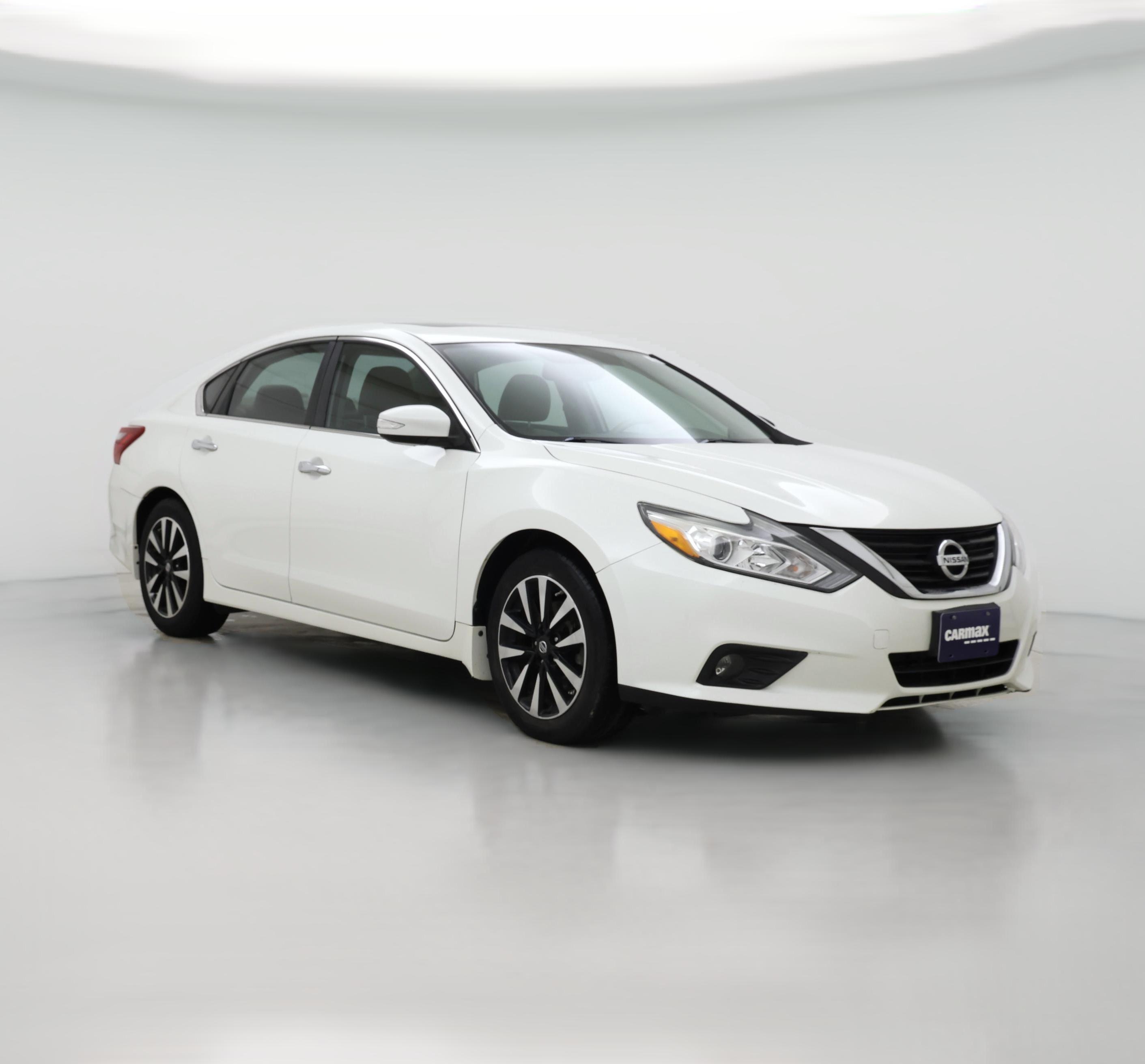 Thumbnail: 2018 Nissan Altima - 1