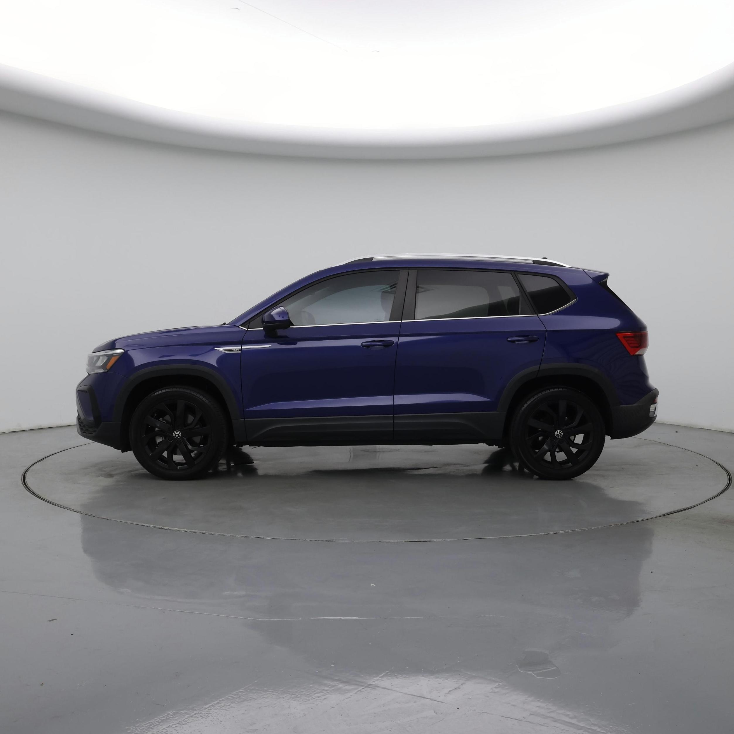 Thumbnail: 2022 Volkswagen Taos - 3