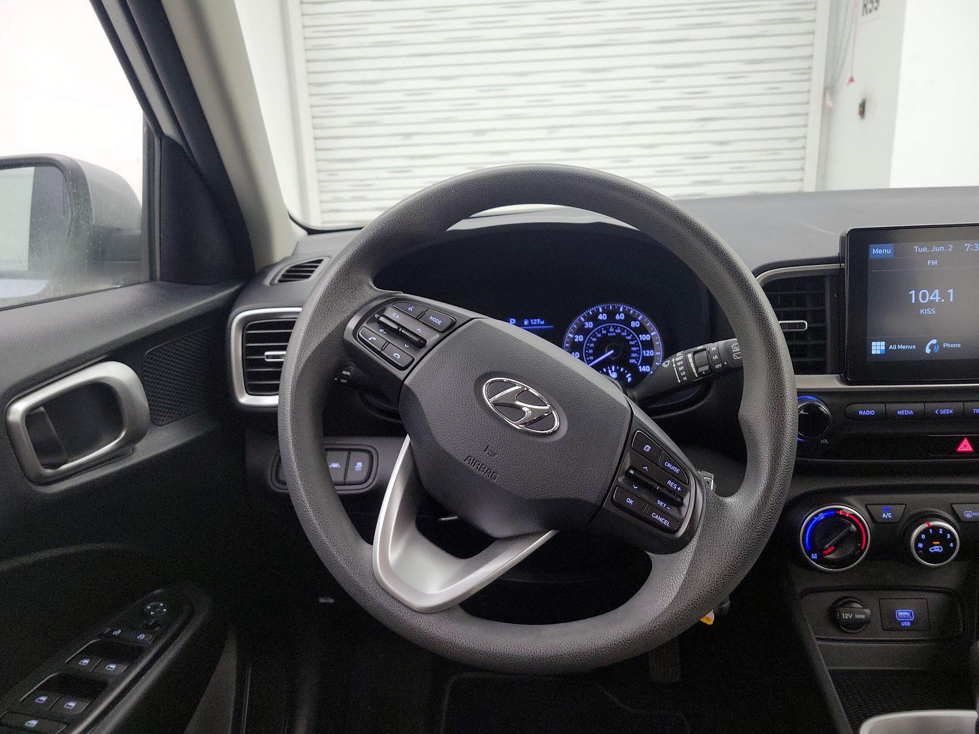 Thumbnail: 2021 Hyundai Venue - 10