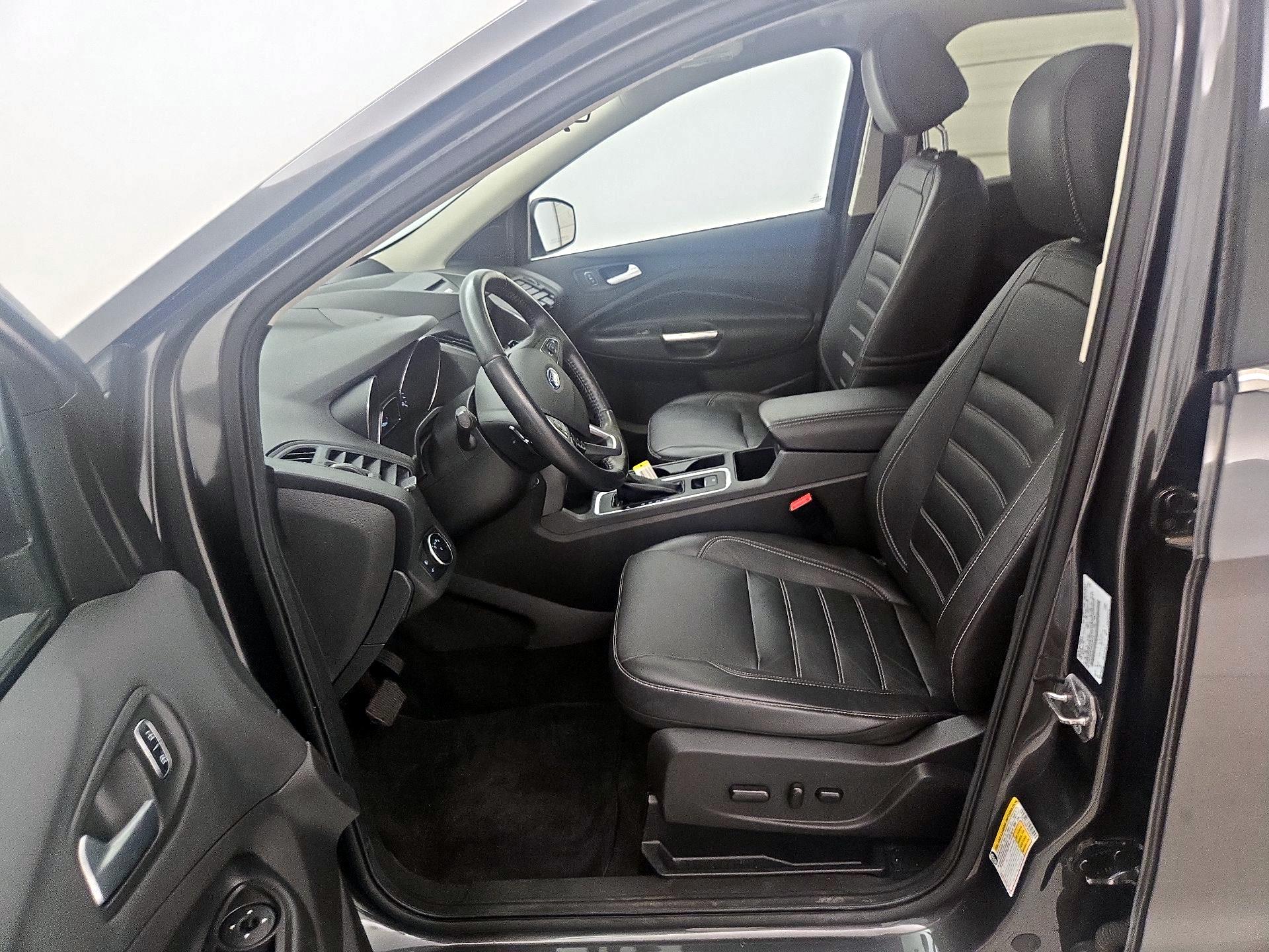 Thumbnail: 2017 Ford Escape - 11