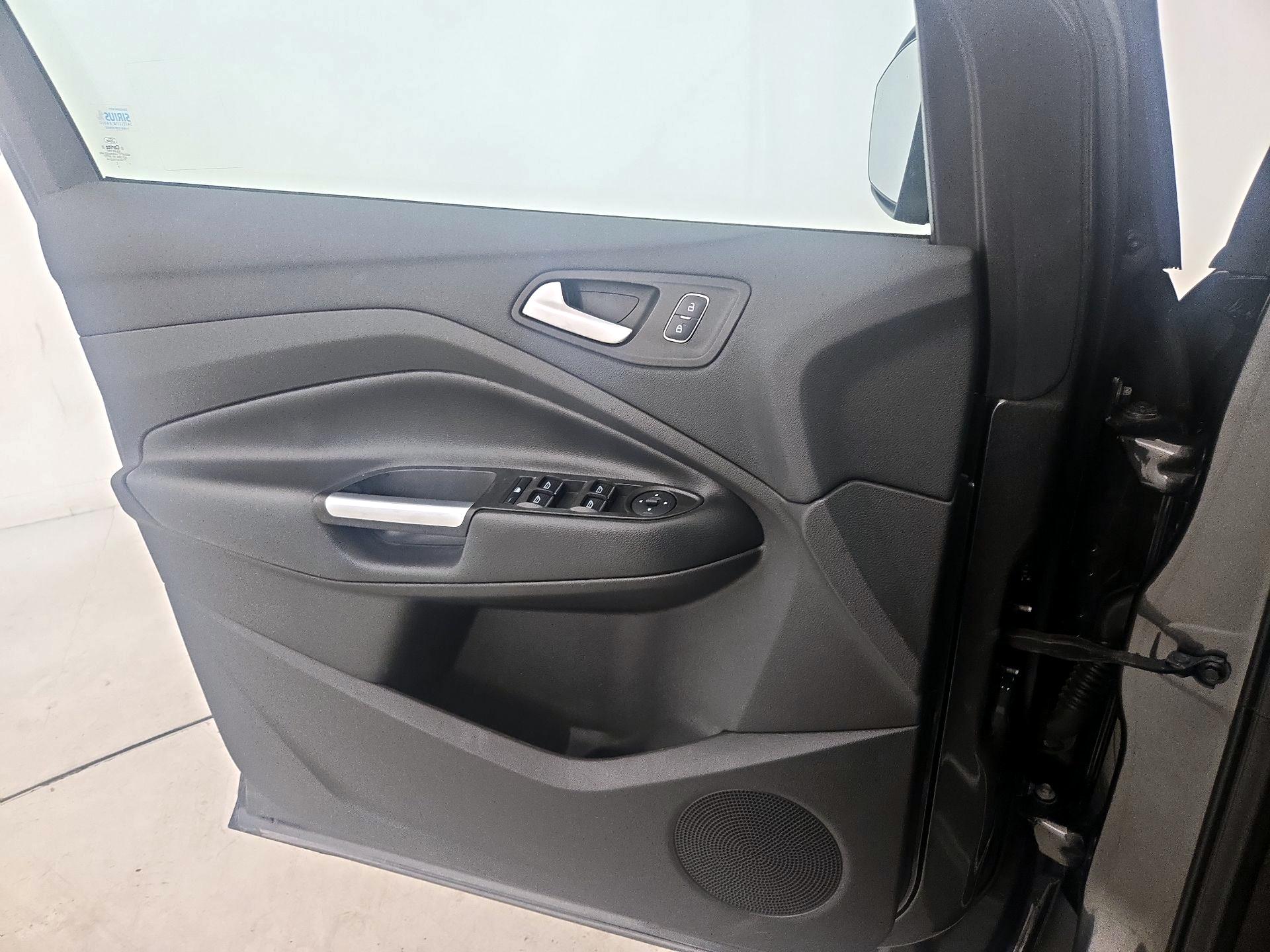 Thumbnail: 2017 Ford Escape - 12