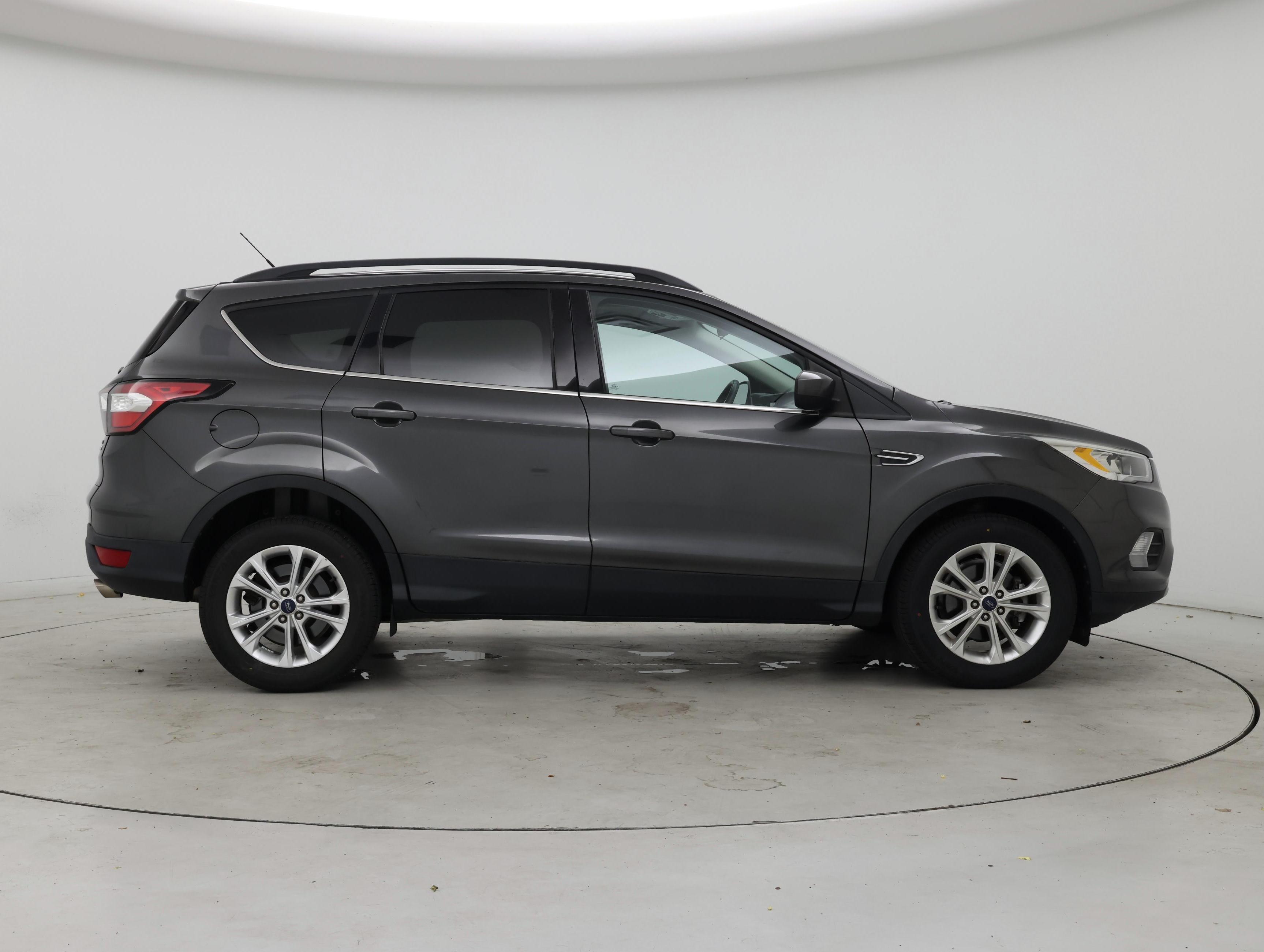 Thumbnail: 2017 Ford Escape - 7