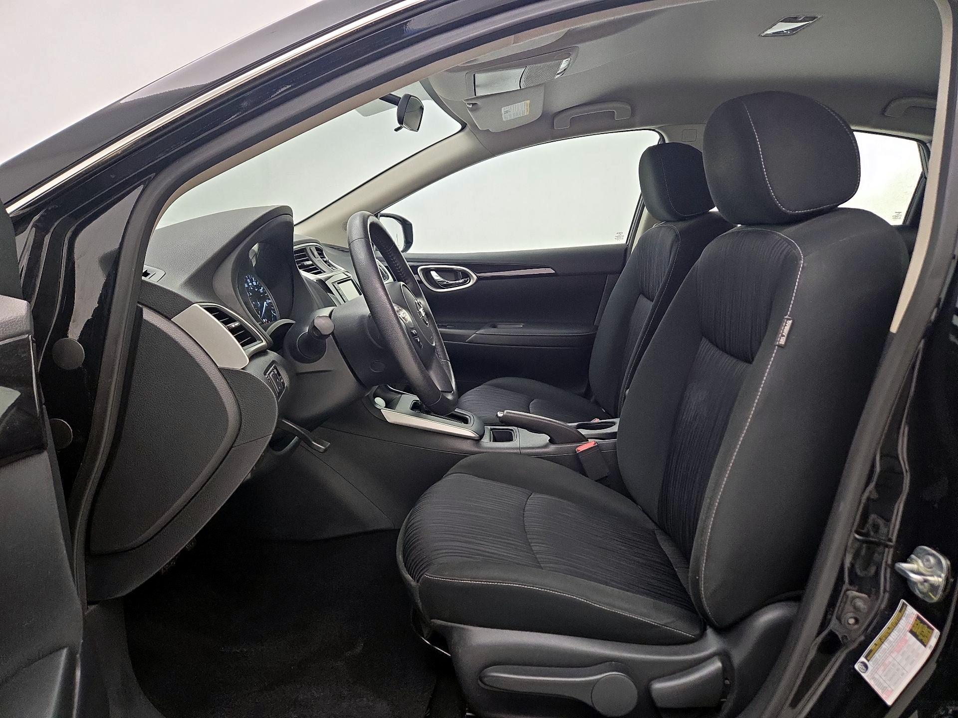 Thumbnail: 2019 Nissan Sentra - 11