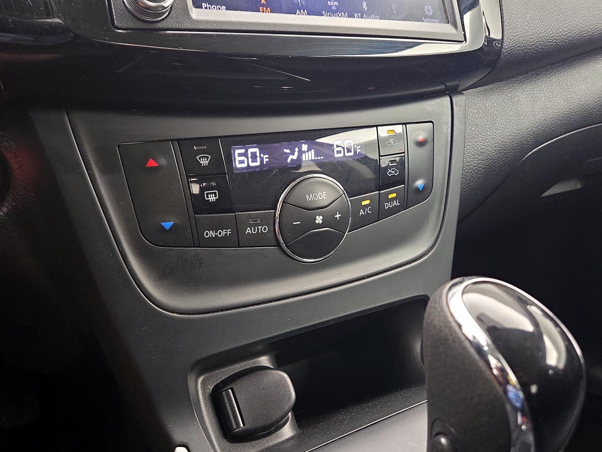 Thumbnail: 2019 Nissan Sentra - 16