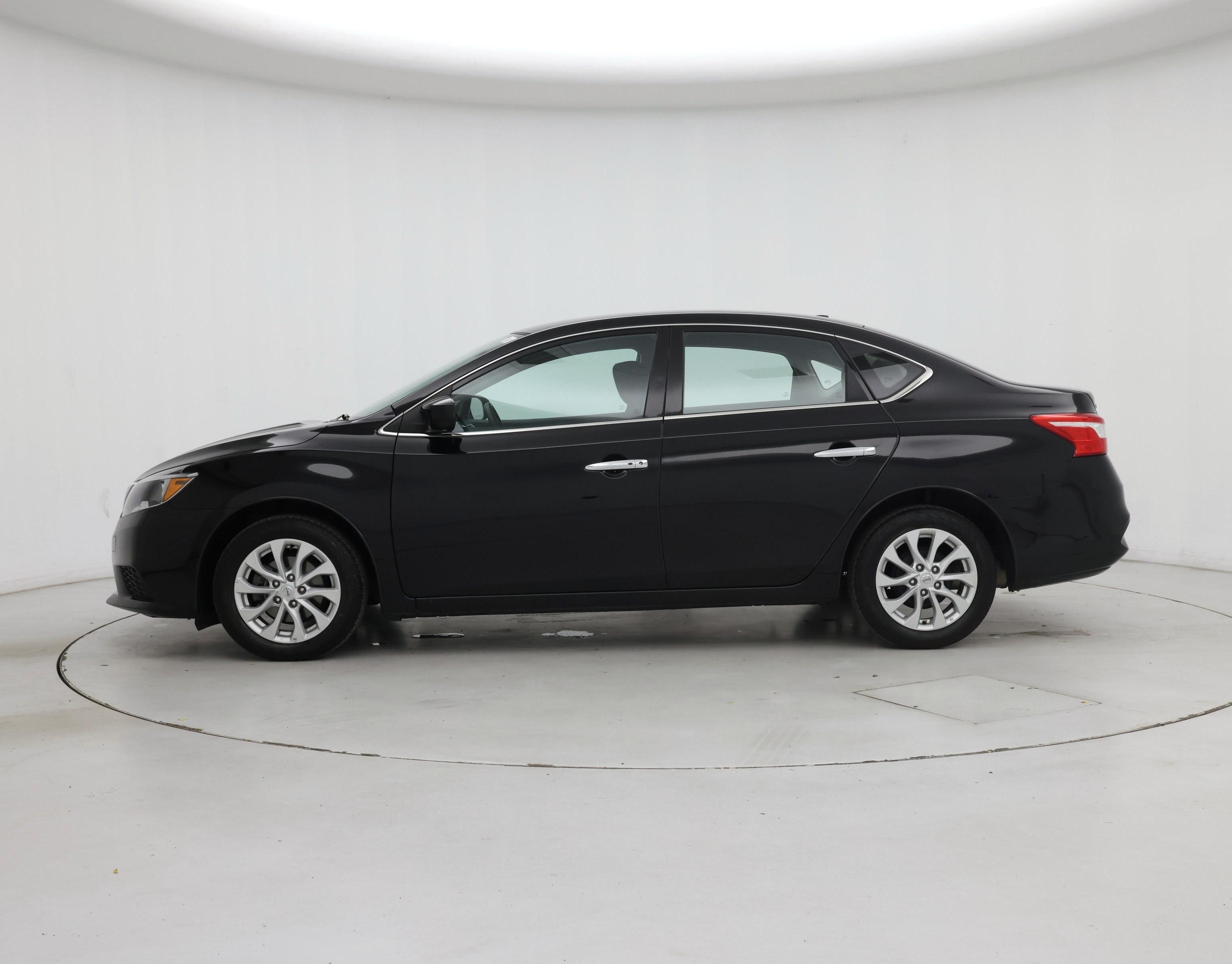 Thumbnail: 2019 Nissan Sentra - 3
