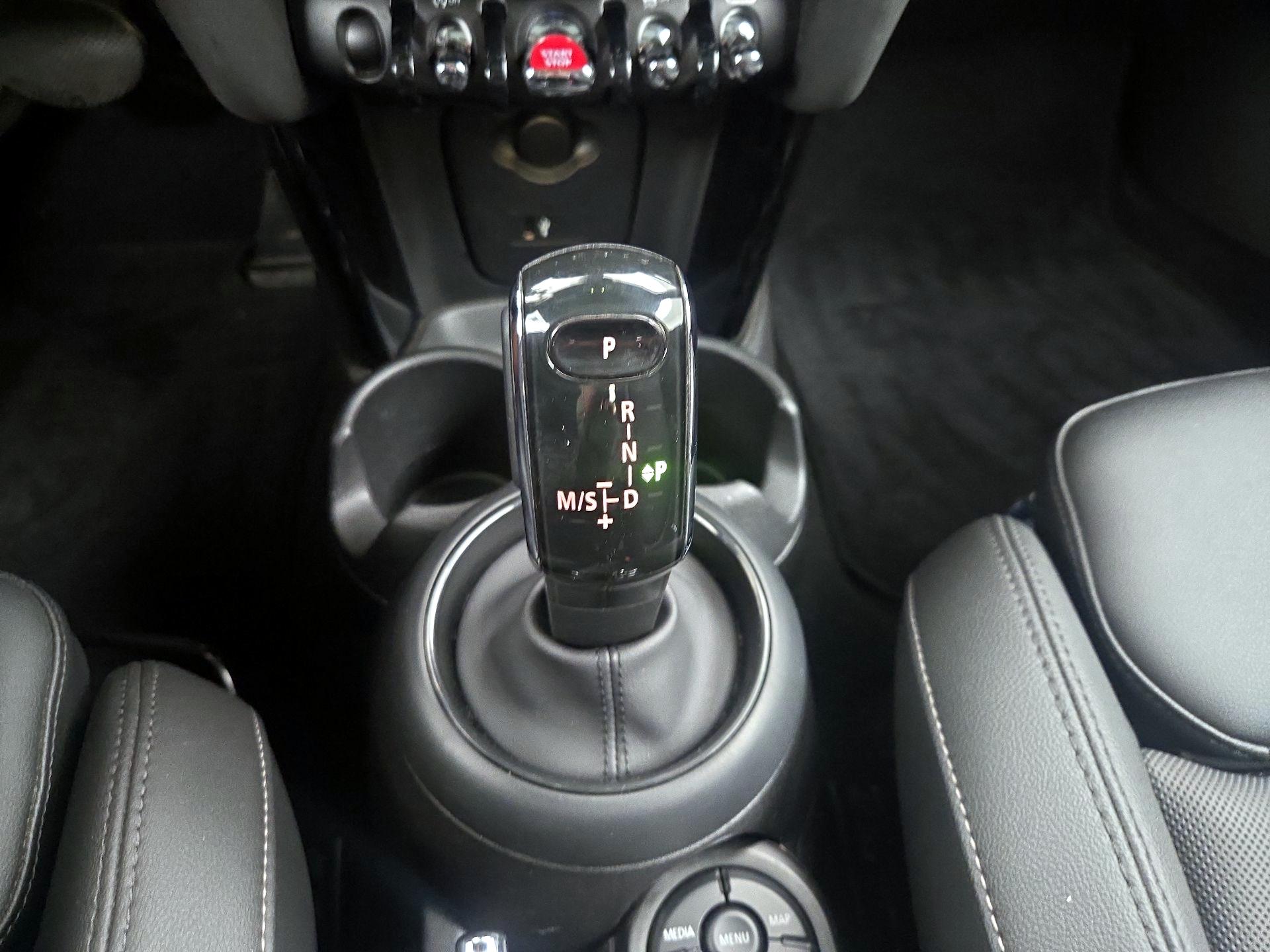 Thumbnail: 2023 MINI Cooper Hardtop - 18