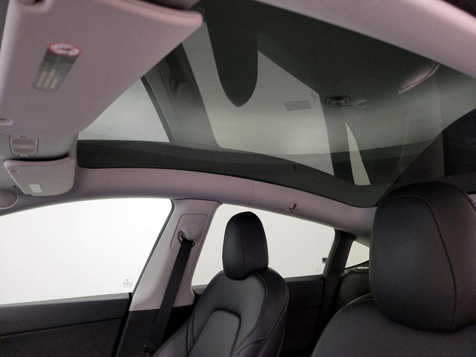 Thumbnail: 2021 Tesla Model Y - 18