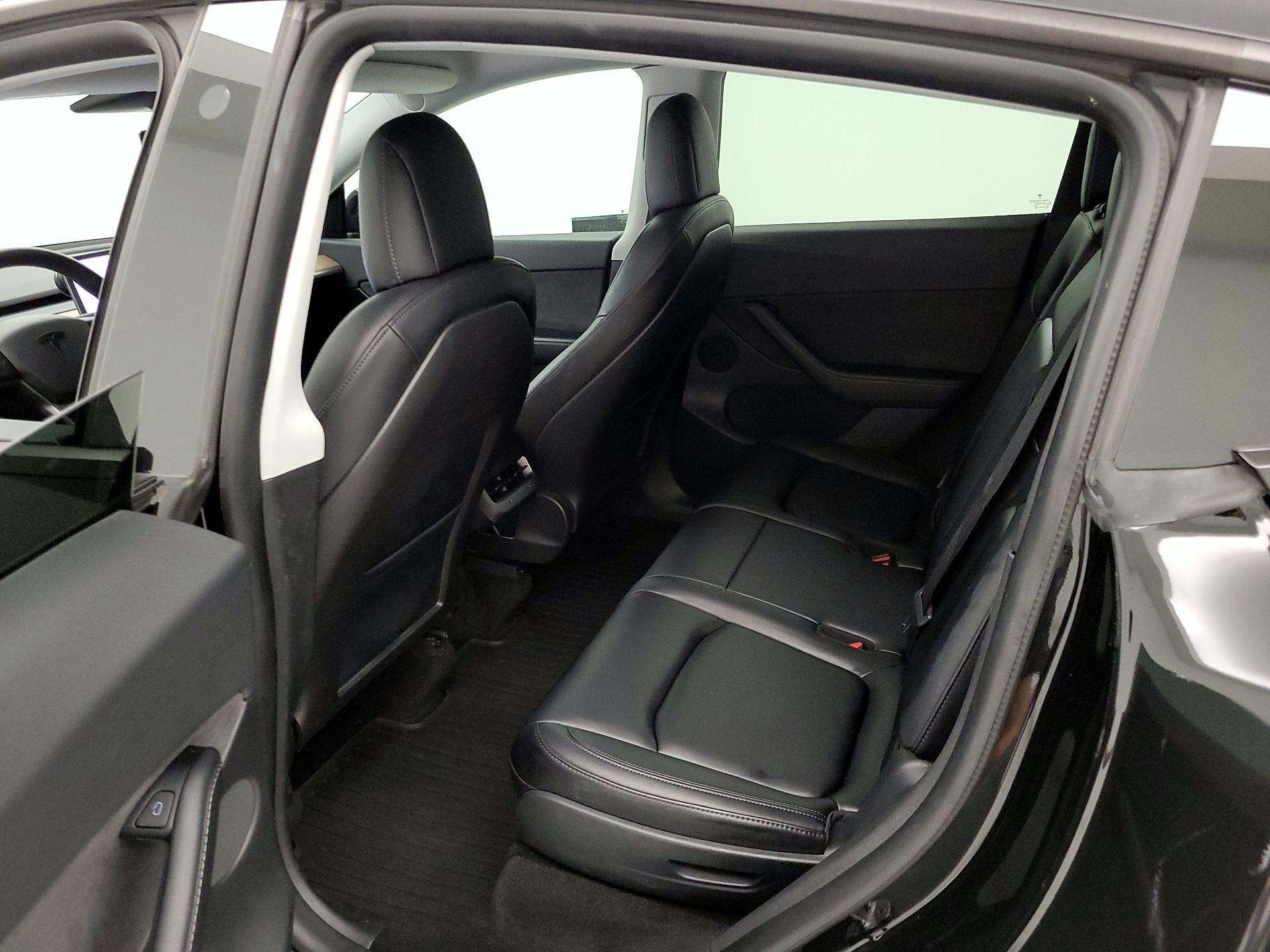 Thumbnail: 2021 Tesla Model Y - 19
