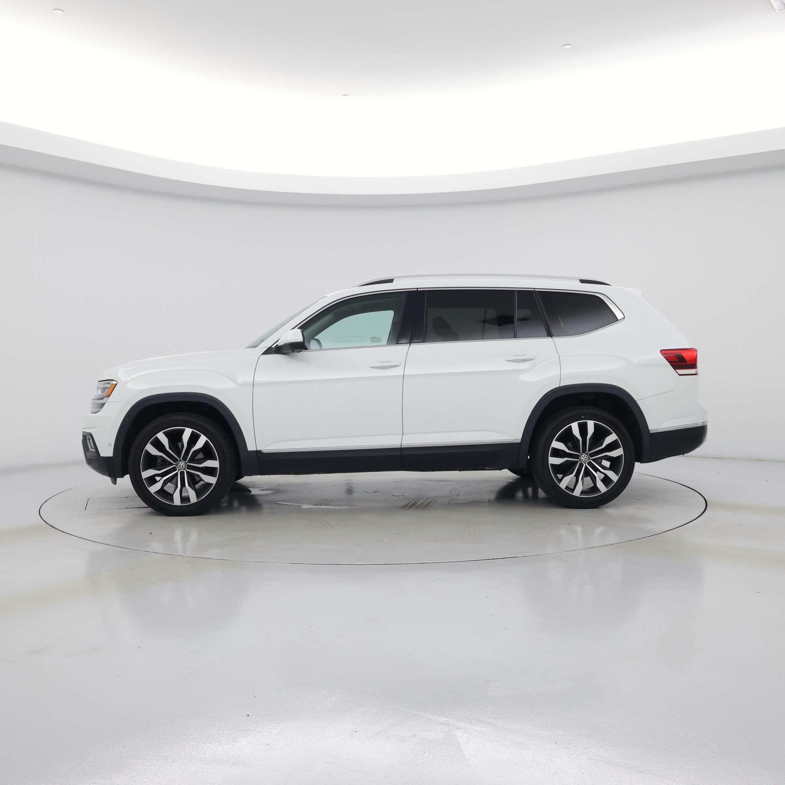 Thumbnail: 2019 Volkswagen Atlas - 3