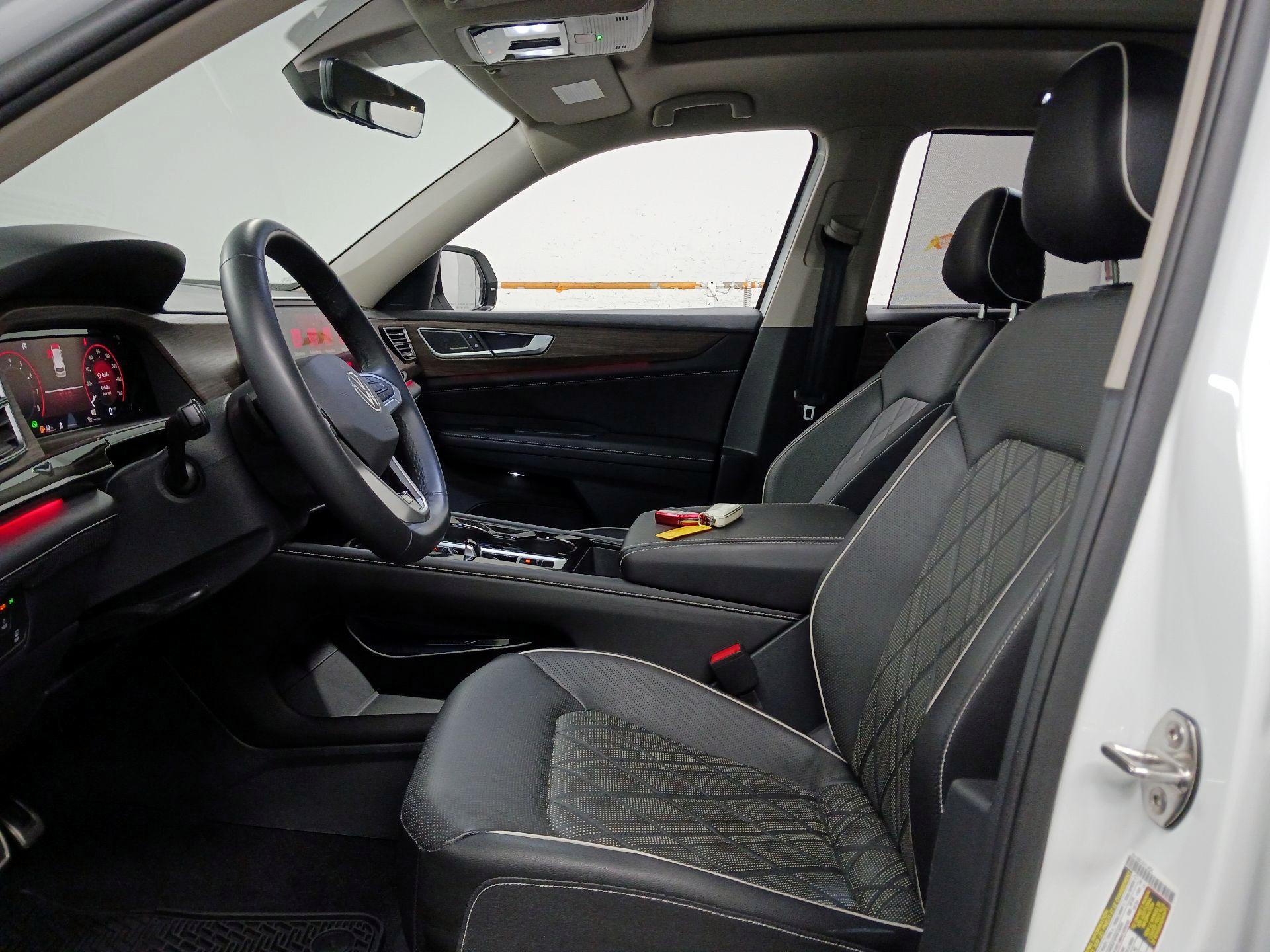 Thumbnail: 2025 Volkswagen Atlas - 9
