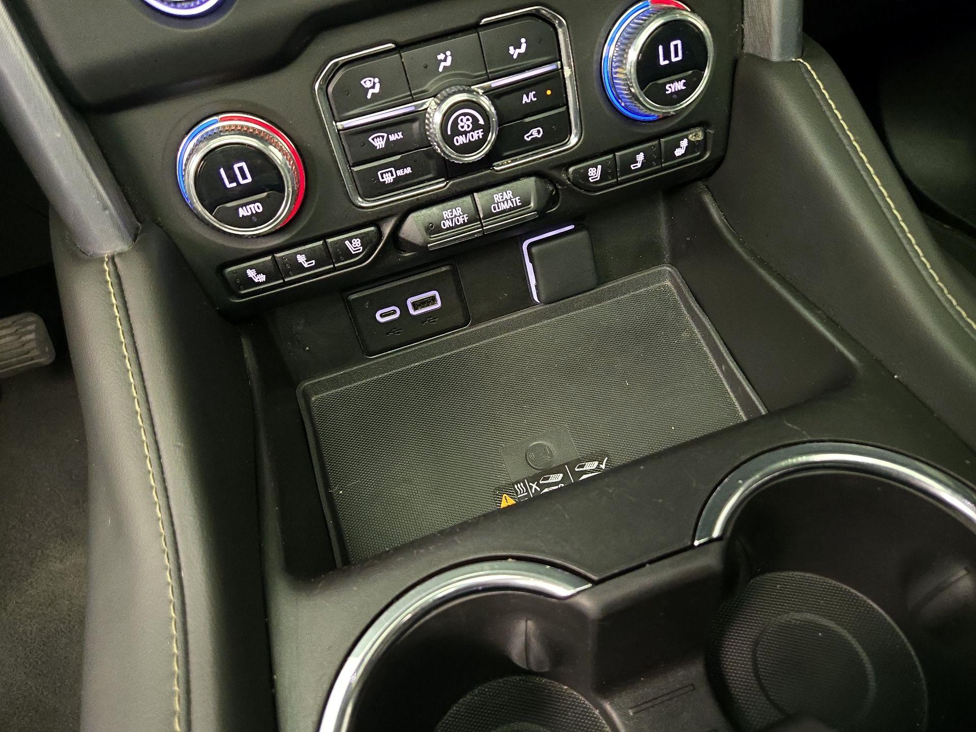 Thumbnail: 2023 GMC Yukon XL - 19