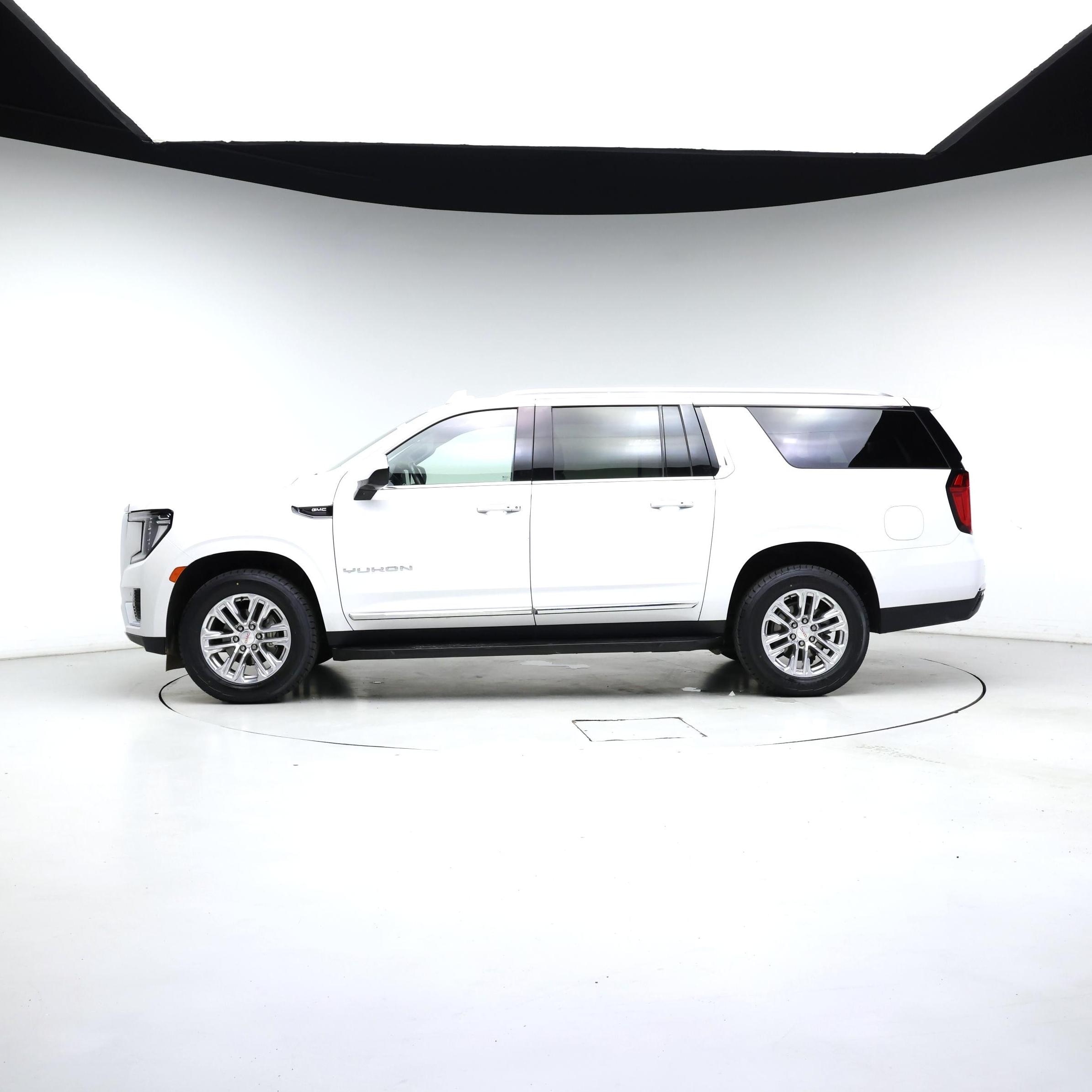Thumbnail: 2023 GMC Yukon XL - 3