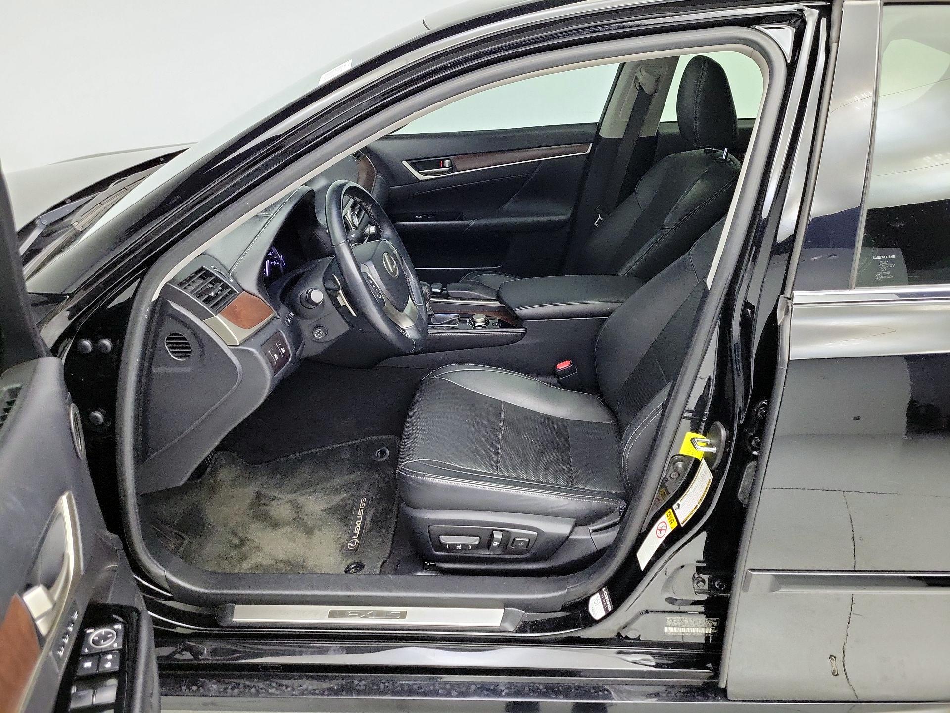 Thumbnail: 2015 Lexus GS - 11