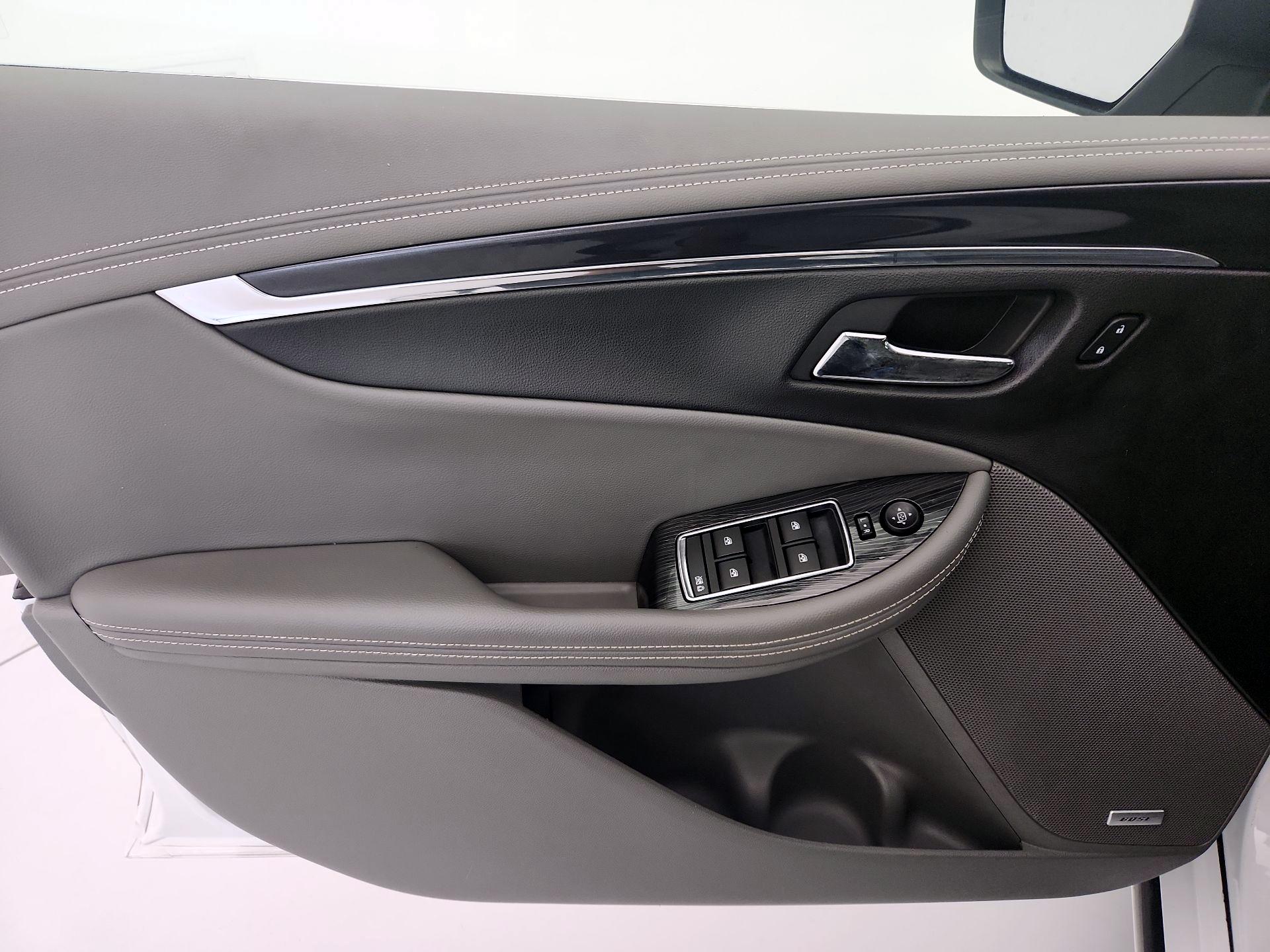 Thumbnail: 2016 Chevrolet Impala - 12