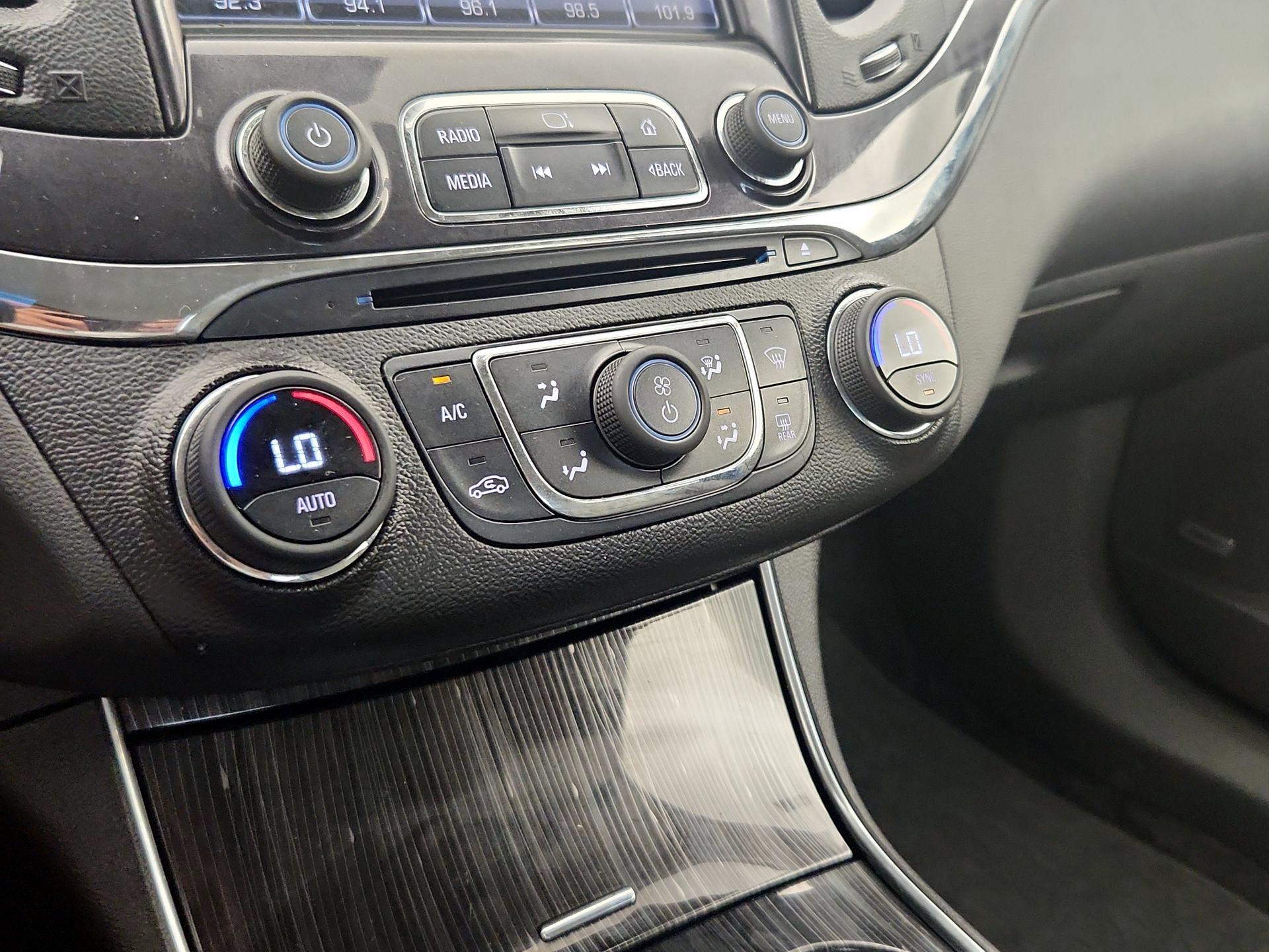 Thumbnail: 2016 Chevrolet Impala - 16