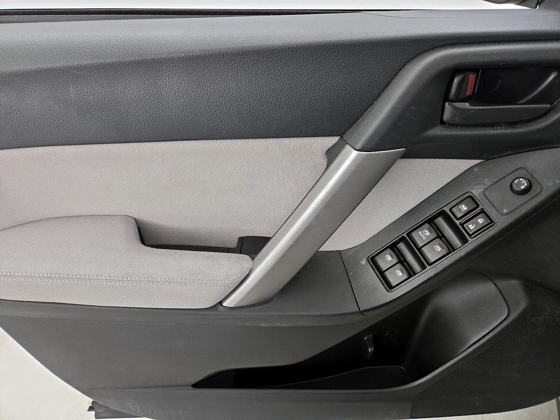 Thumbnail: 2014 Subaru Forester - 12