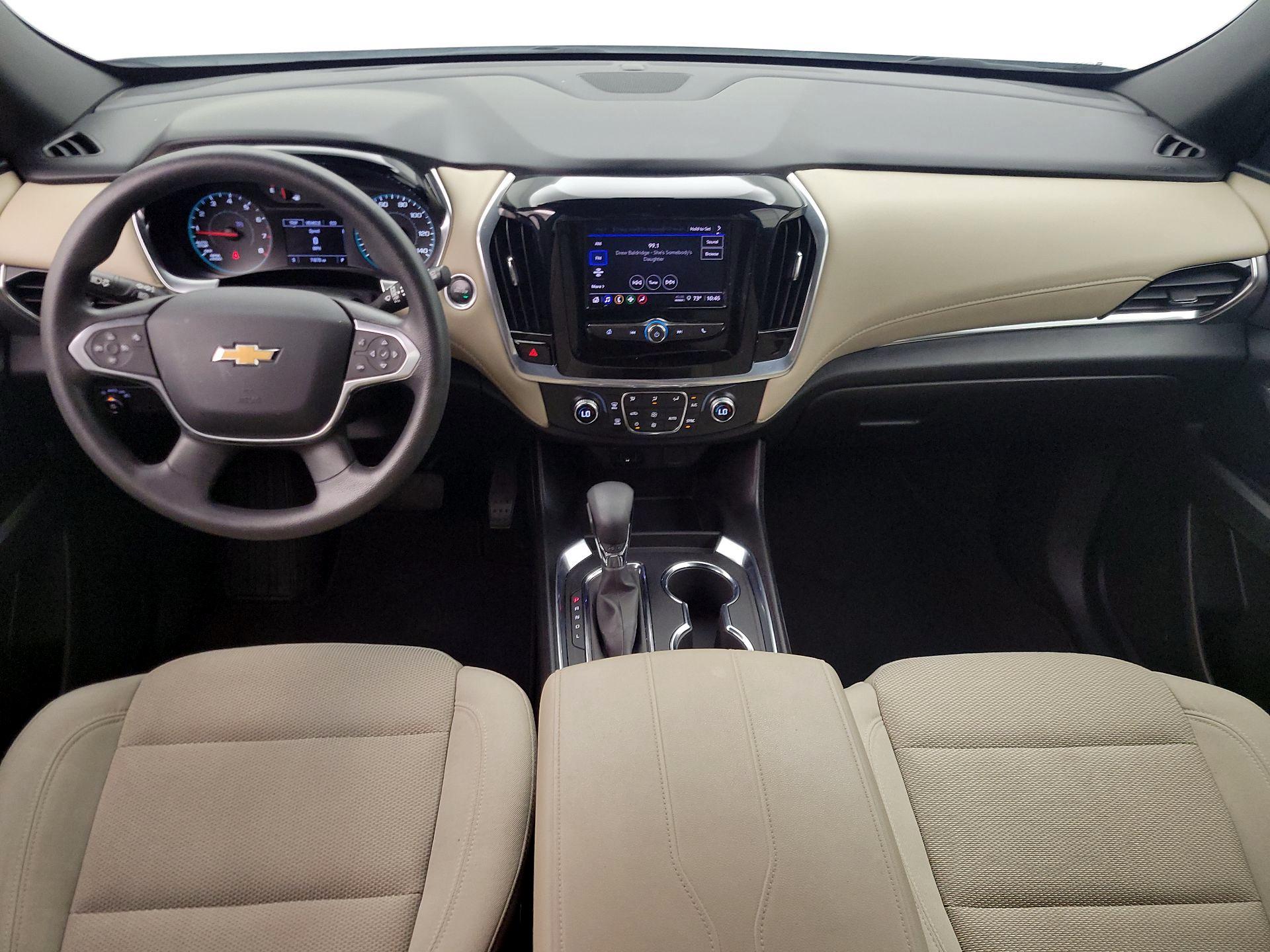 Thumbnail: 2022 Chevrolet Traverse - 9