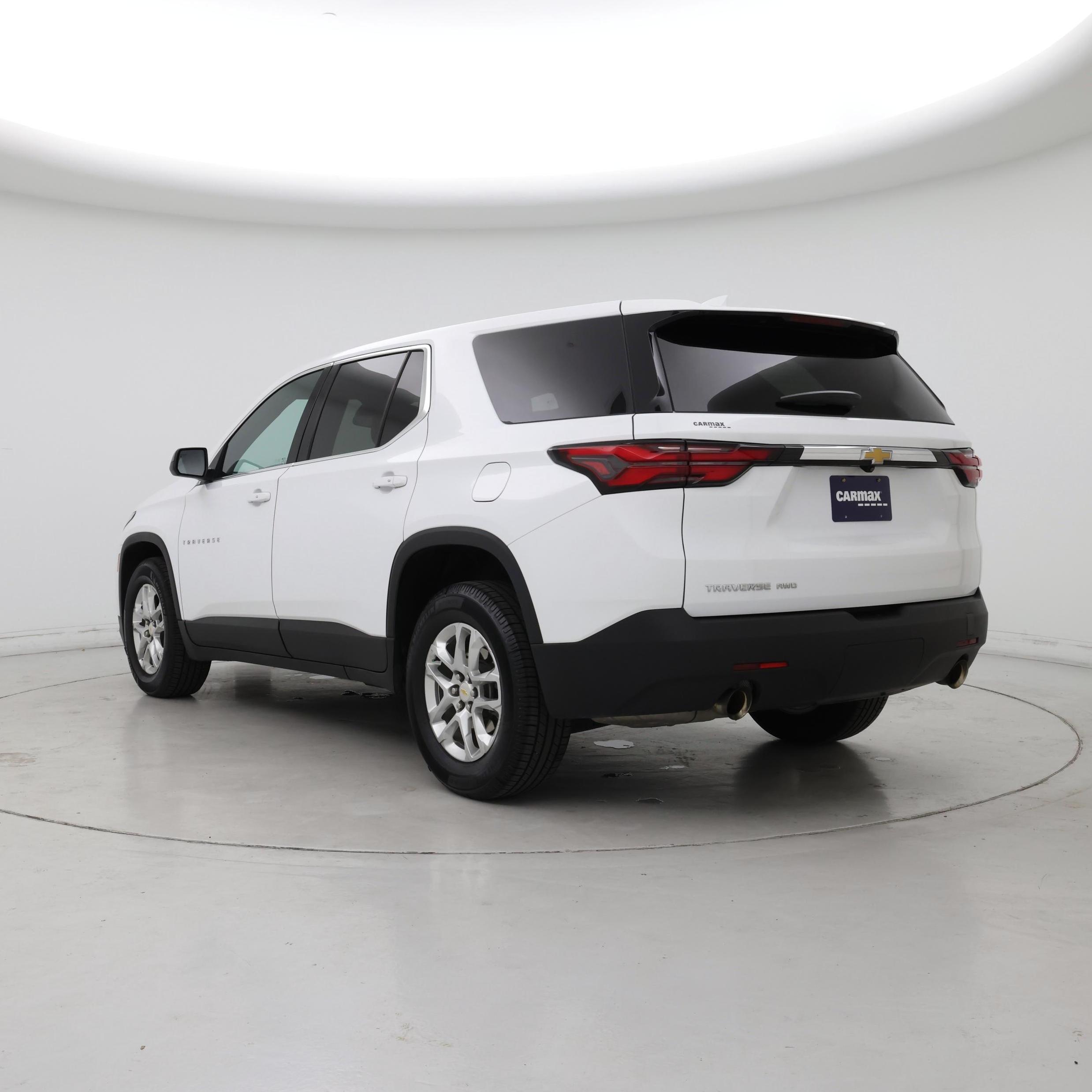 Thumbnail: 2022 Chevrolet Traverse - 2