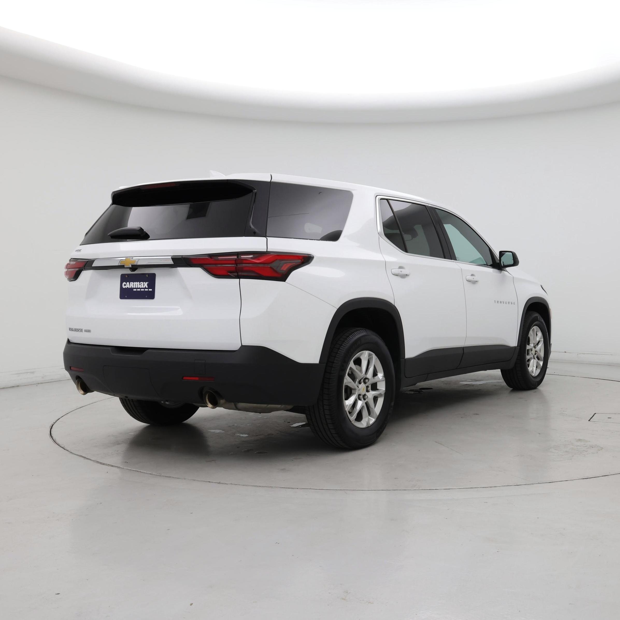 Thumbnail: 2022 Chevrolet Traverse - 8