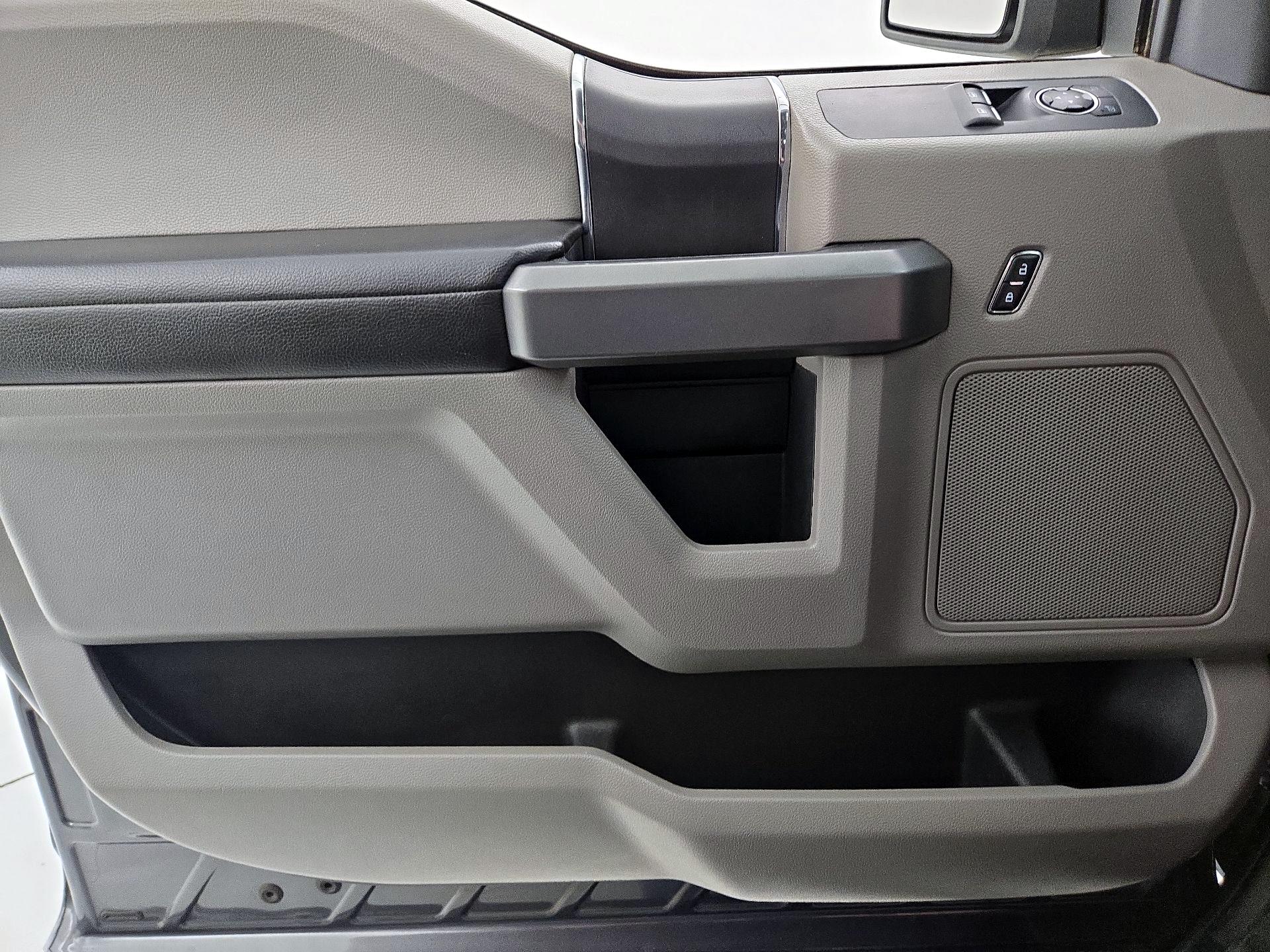 Thumbnail: 2016 Ford F-150 - 12