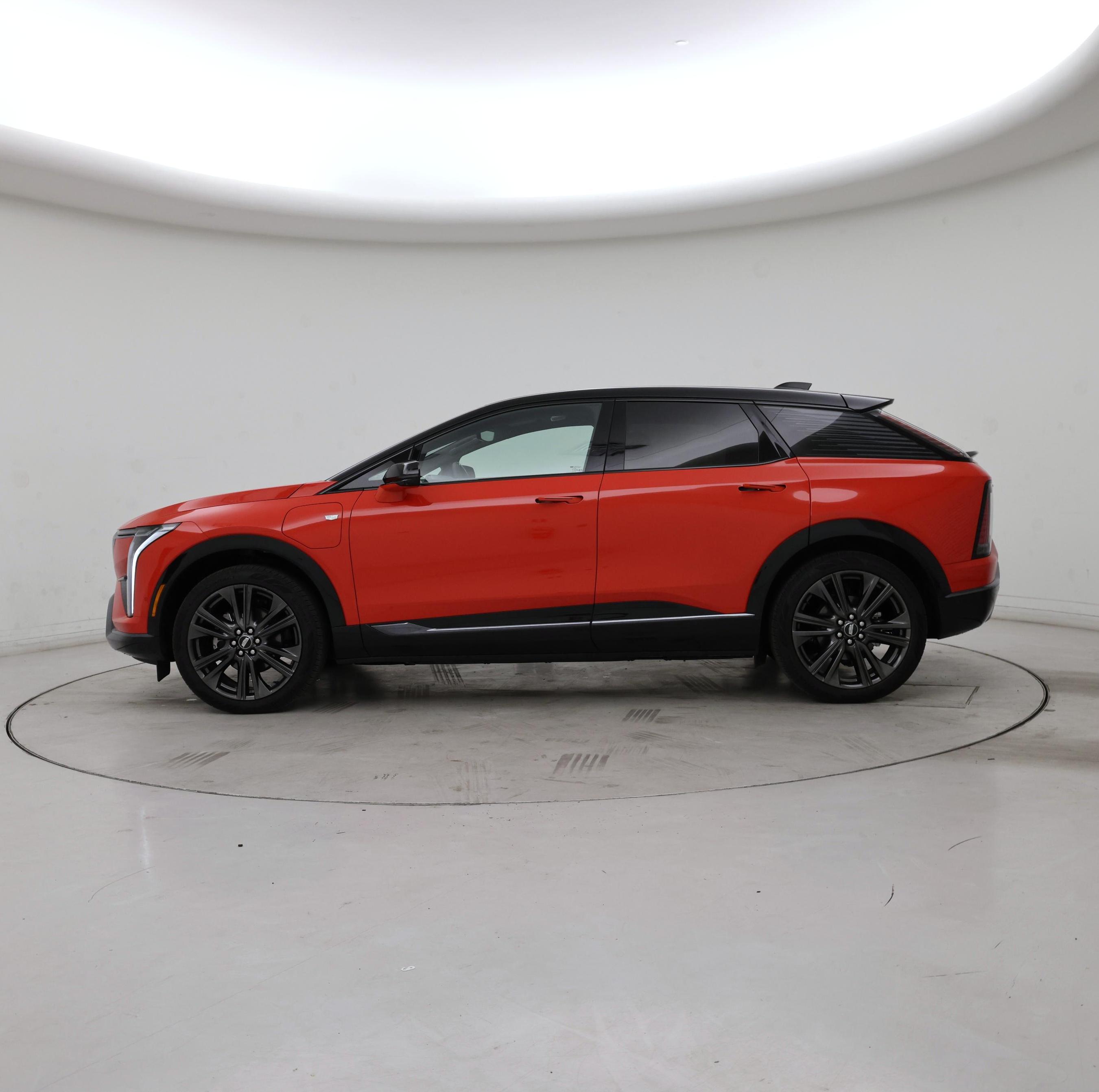 Thumbnail: 2026 Cadillac Optiq - 3