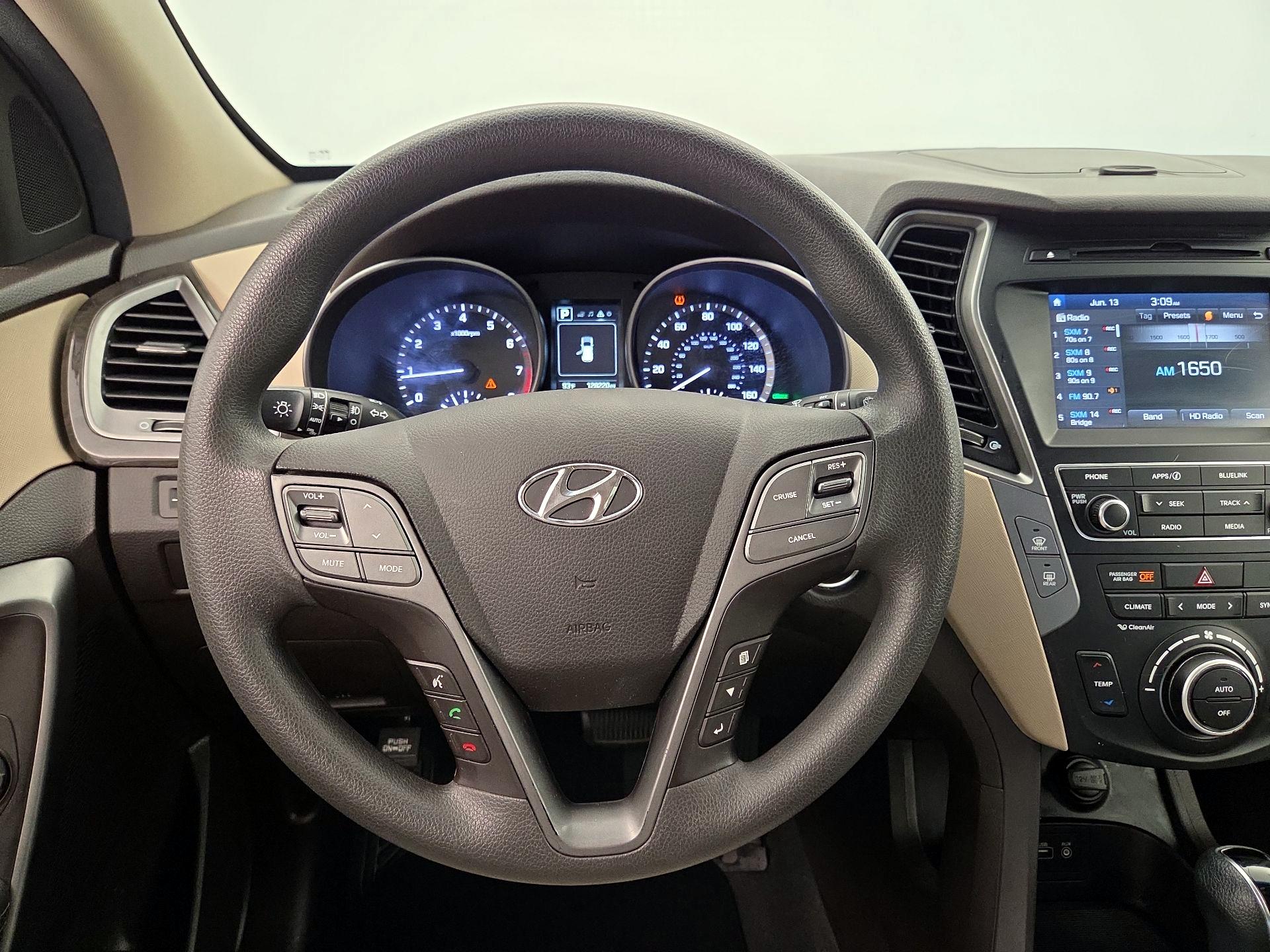 Thumbnail: 2018 Hyundai Santa Fe - 10